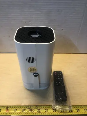 Portable smart projector