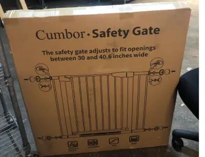 Combor safety gate 30”-40.6” wide