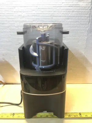 Slushy slushie and ice cream machine used as is comes on