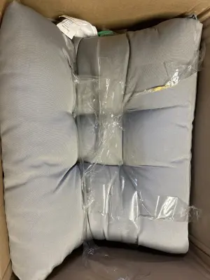 47x21x4.7 2 cushions with ties