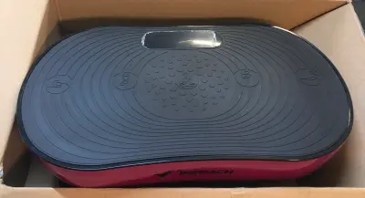 Merach vibration plate comes on