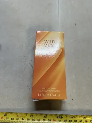 wild musk cologne spray