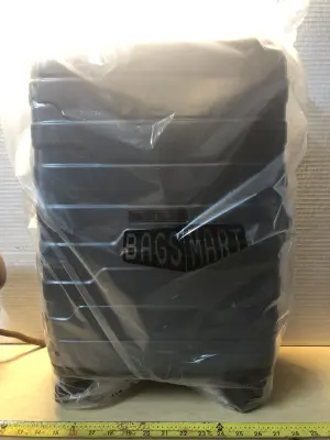 Bag smart luggage on wheels