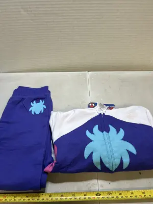 4t outfit small stain