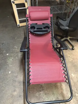 Folding recliner camping chair