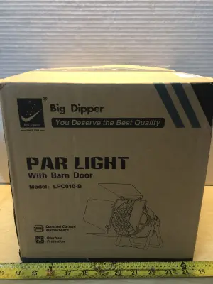 Big Dipper Par light with barn door