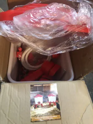 5 gallon chicken feeder and waterer