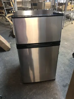 Used mini fridge works