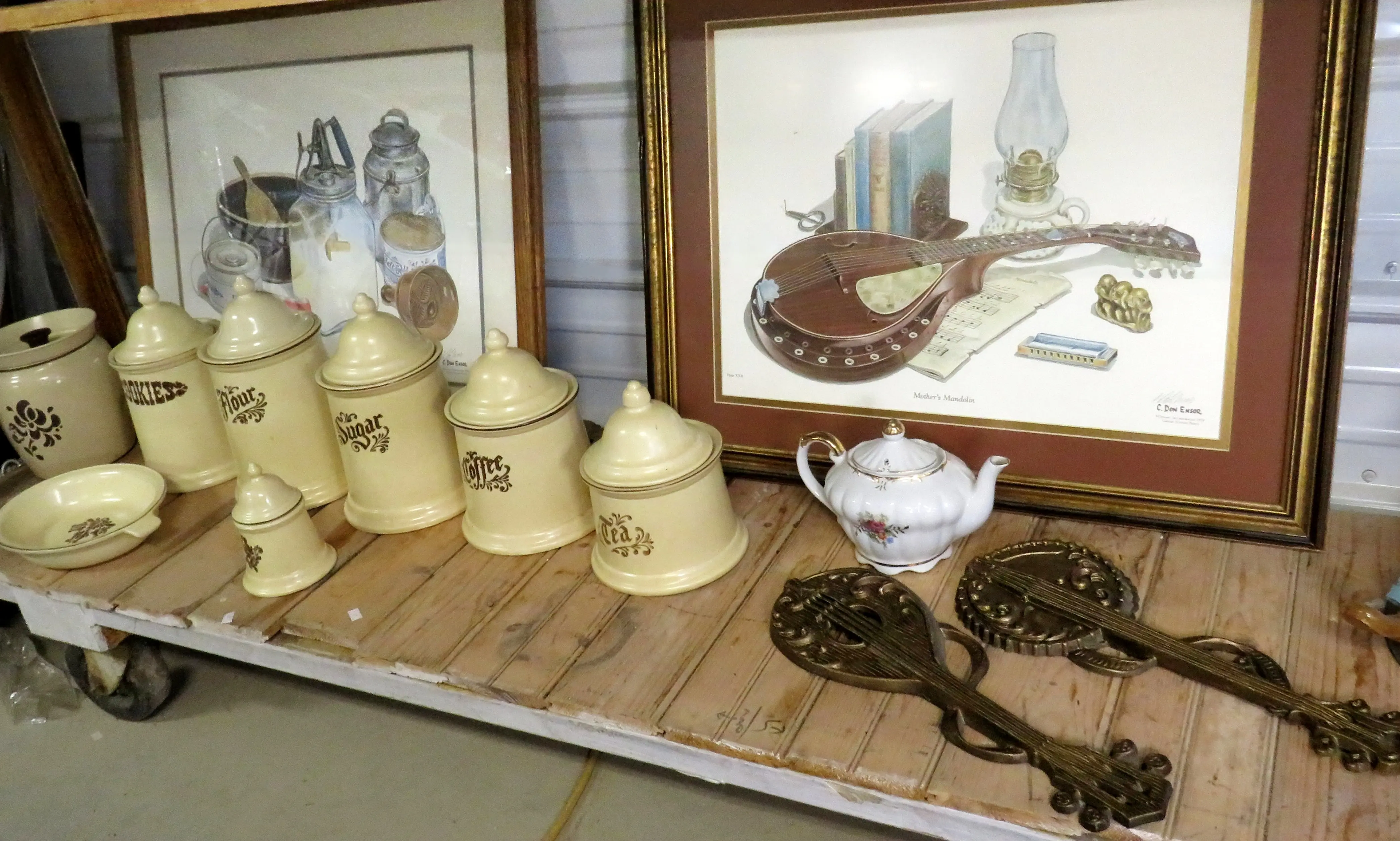 Live auction photo