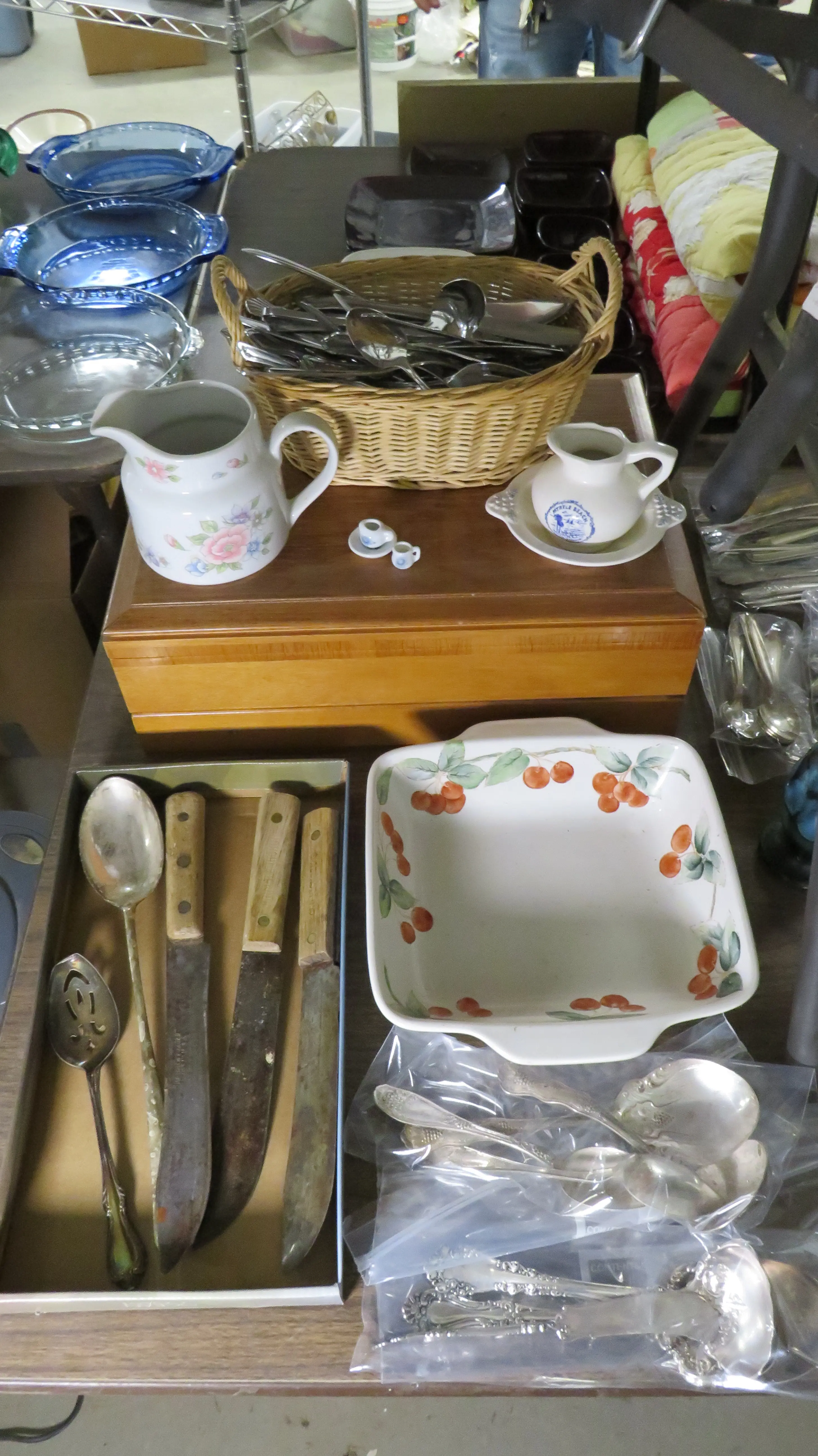Live auction photo