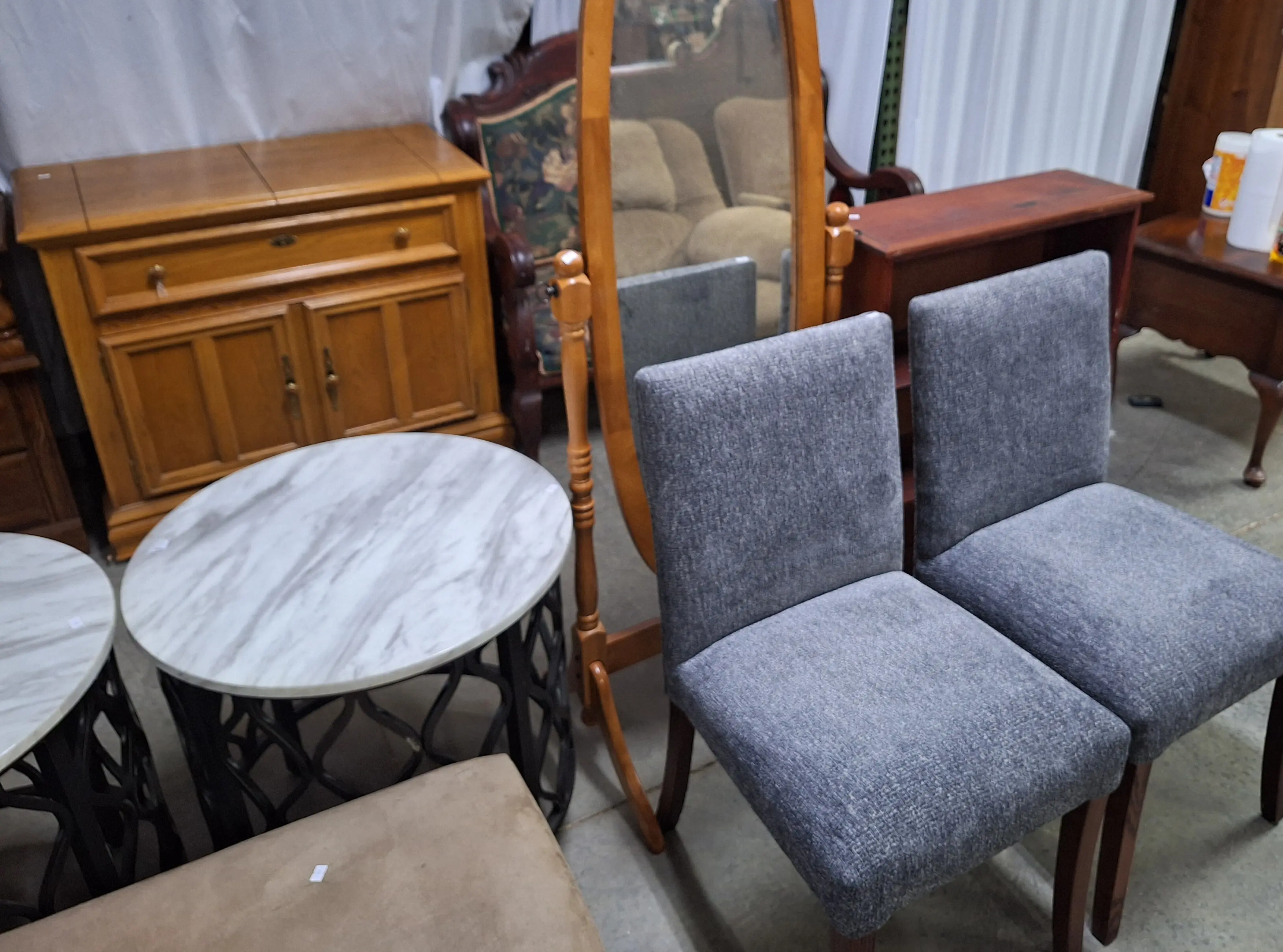 Live auction photo