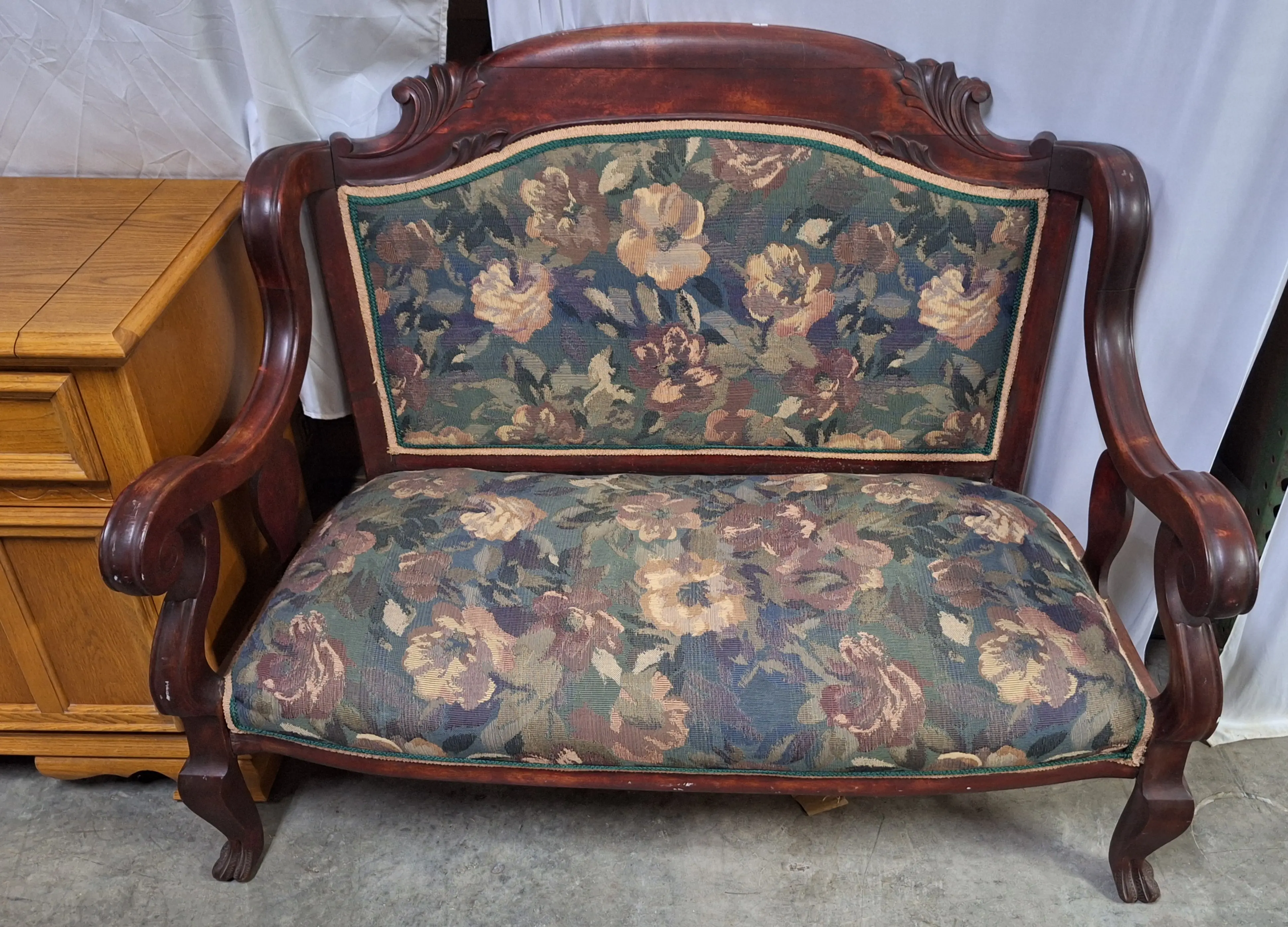 Live auction photo