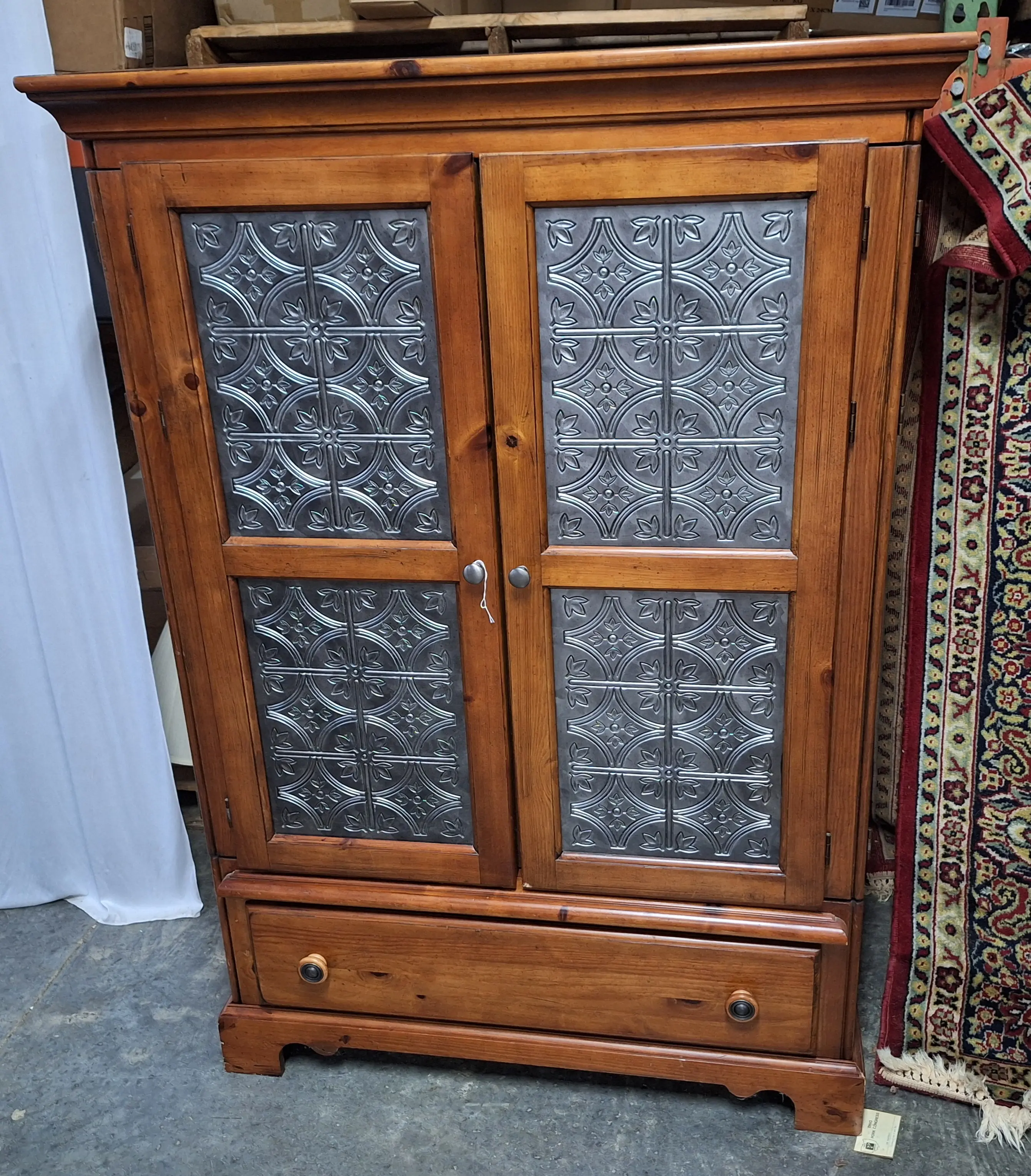 Live auction photo