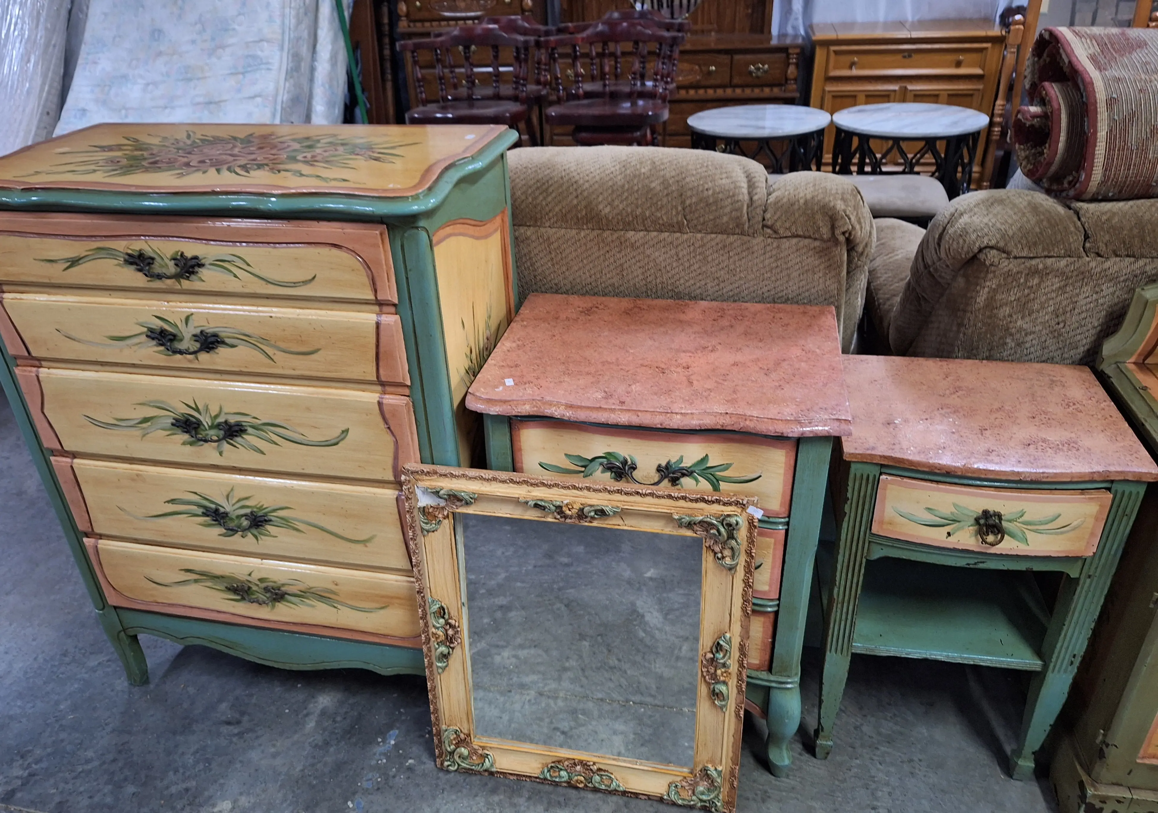 Live auction photo