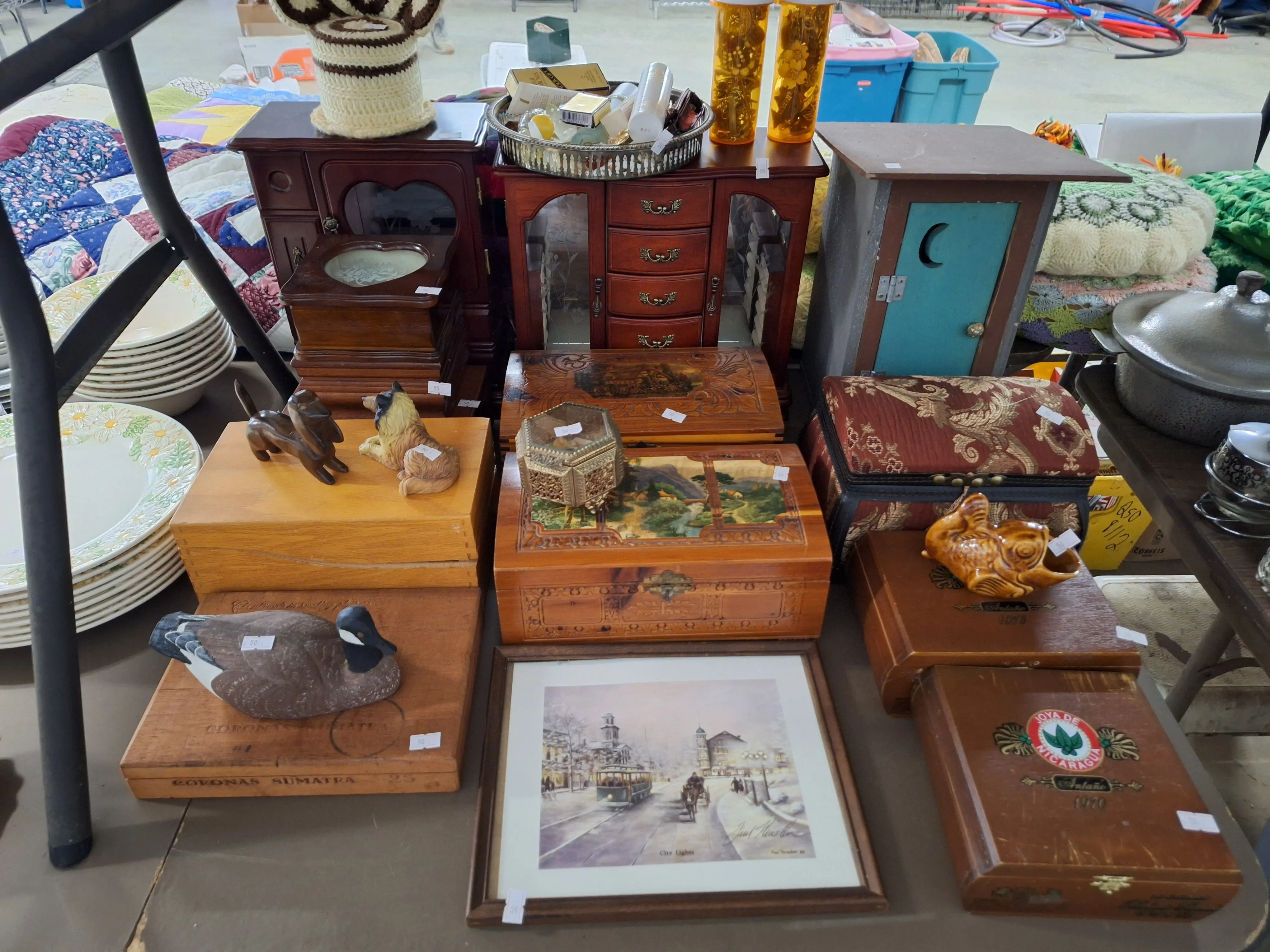Live auction photo