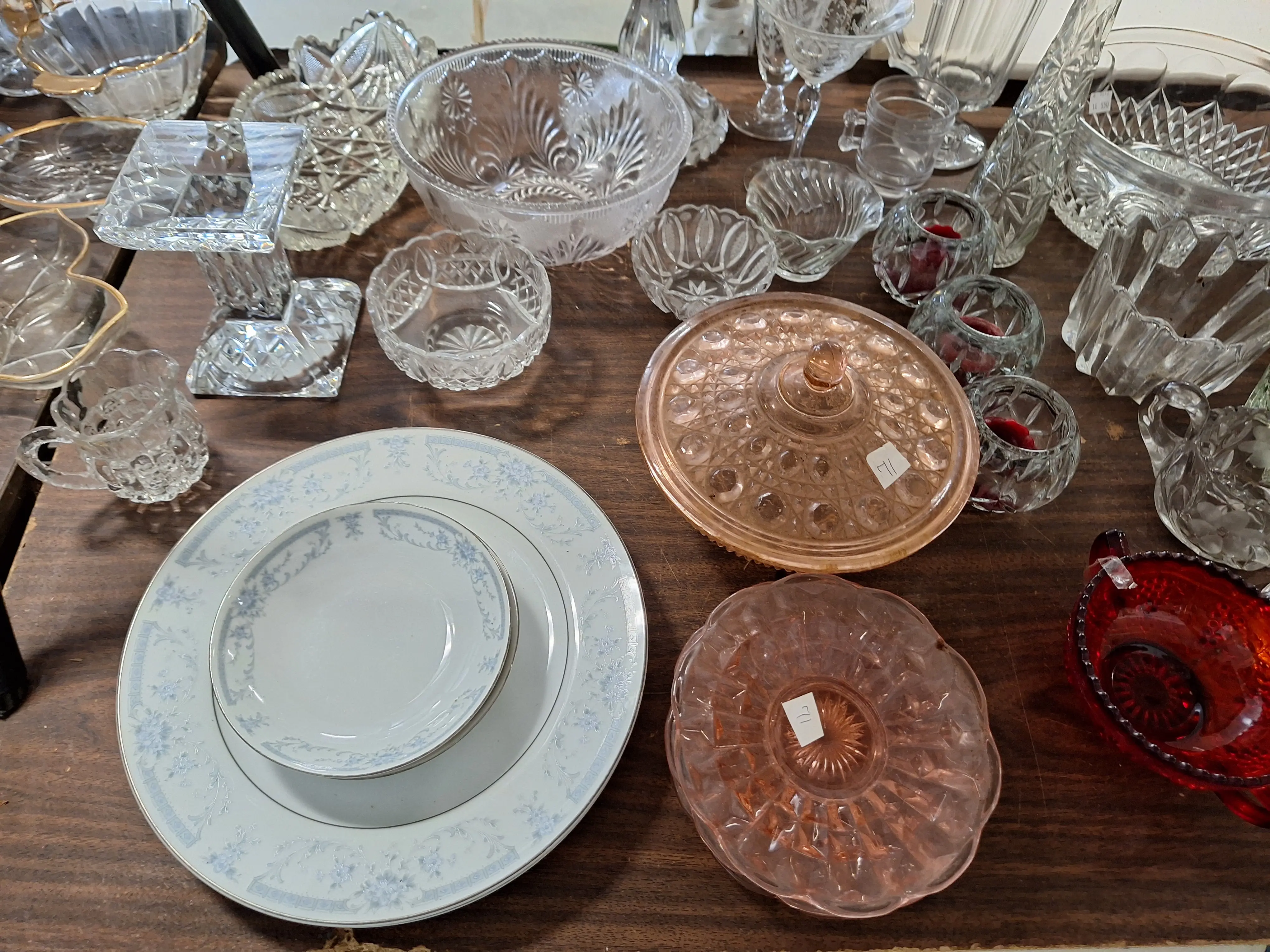 Live auction photo