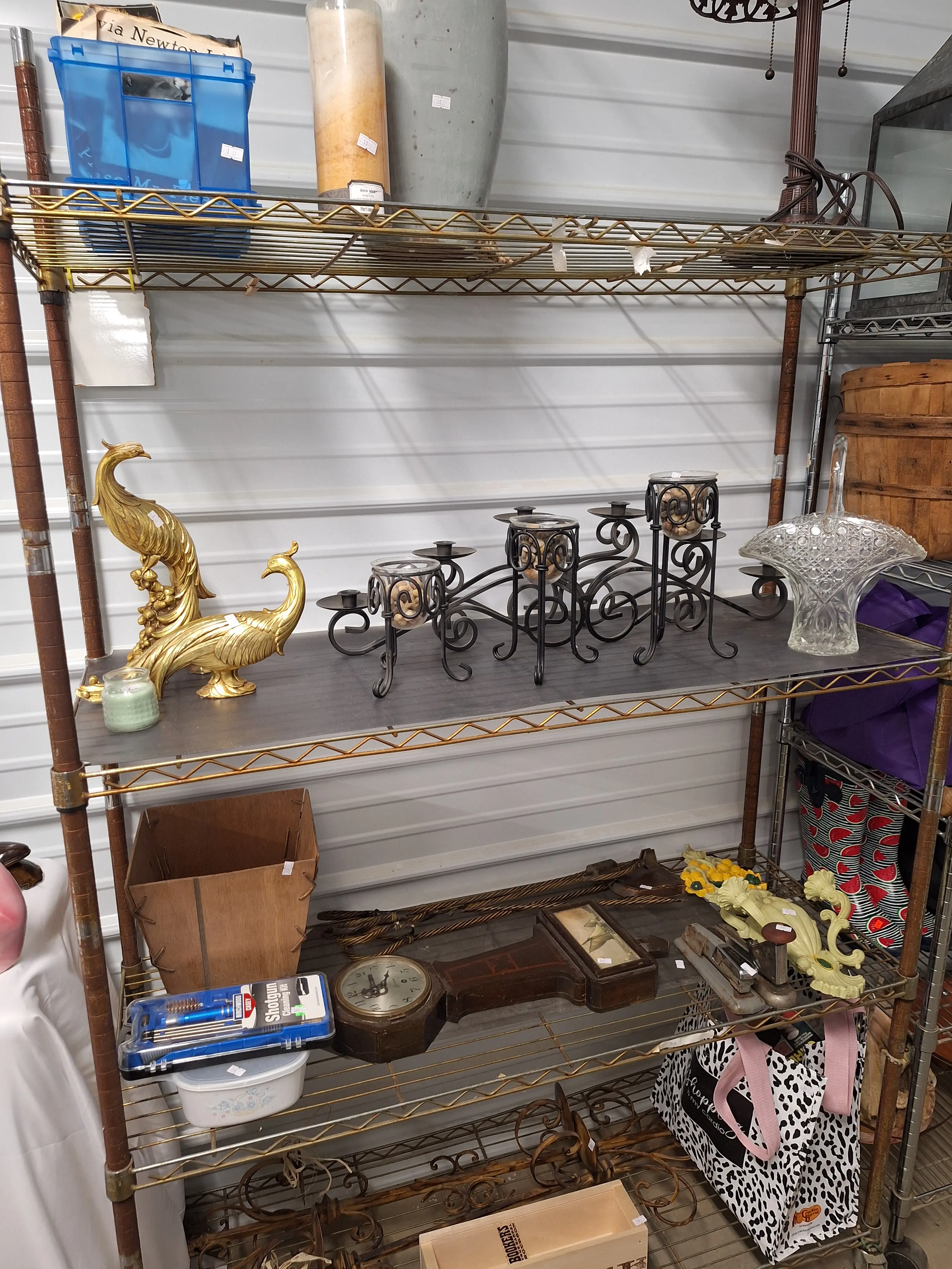 Live auction photo