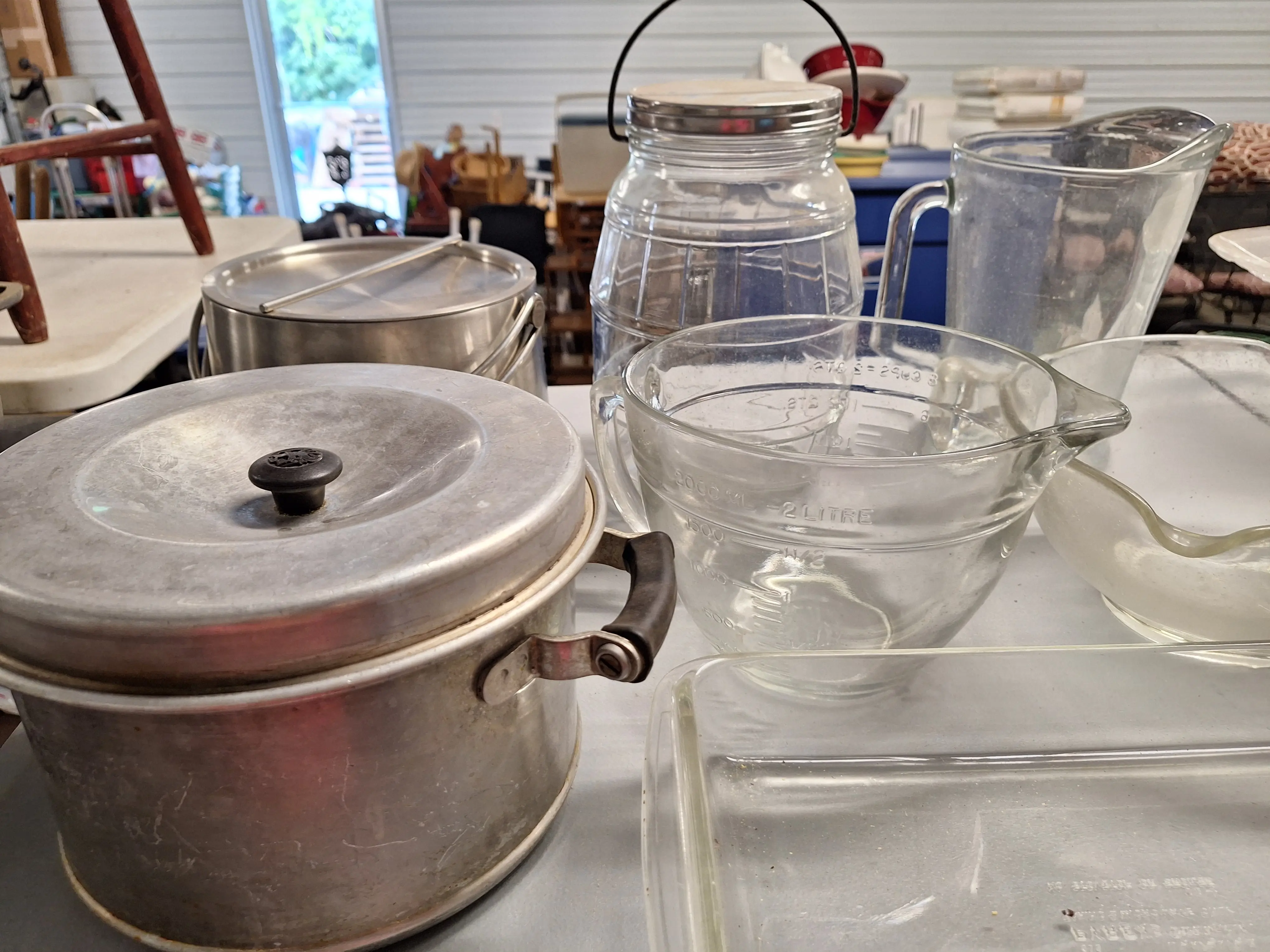 Live auction photo