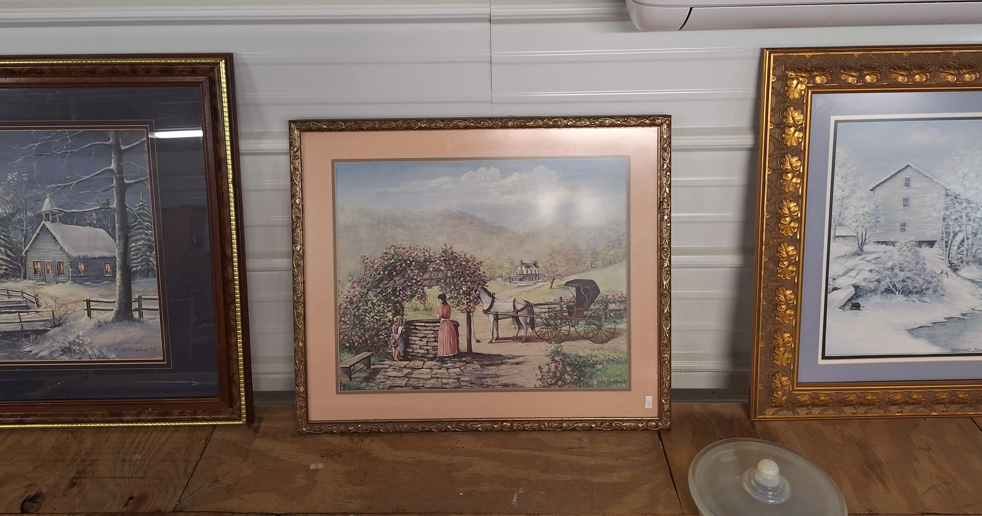 Live auction photo