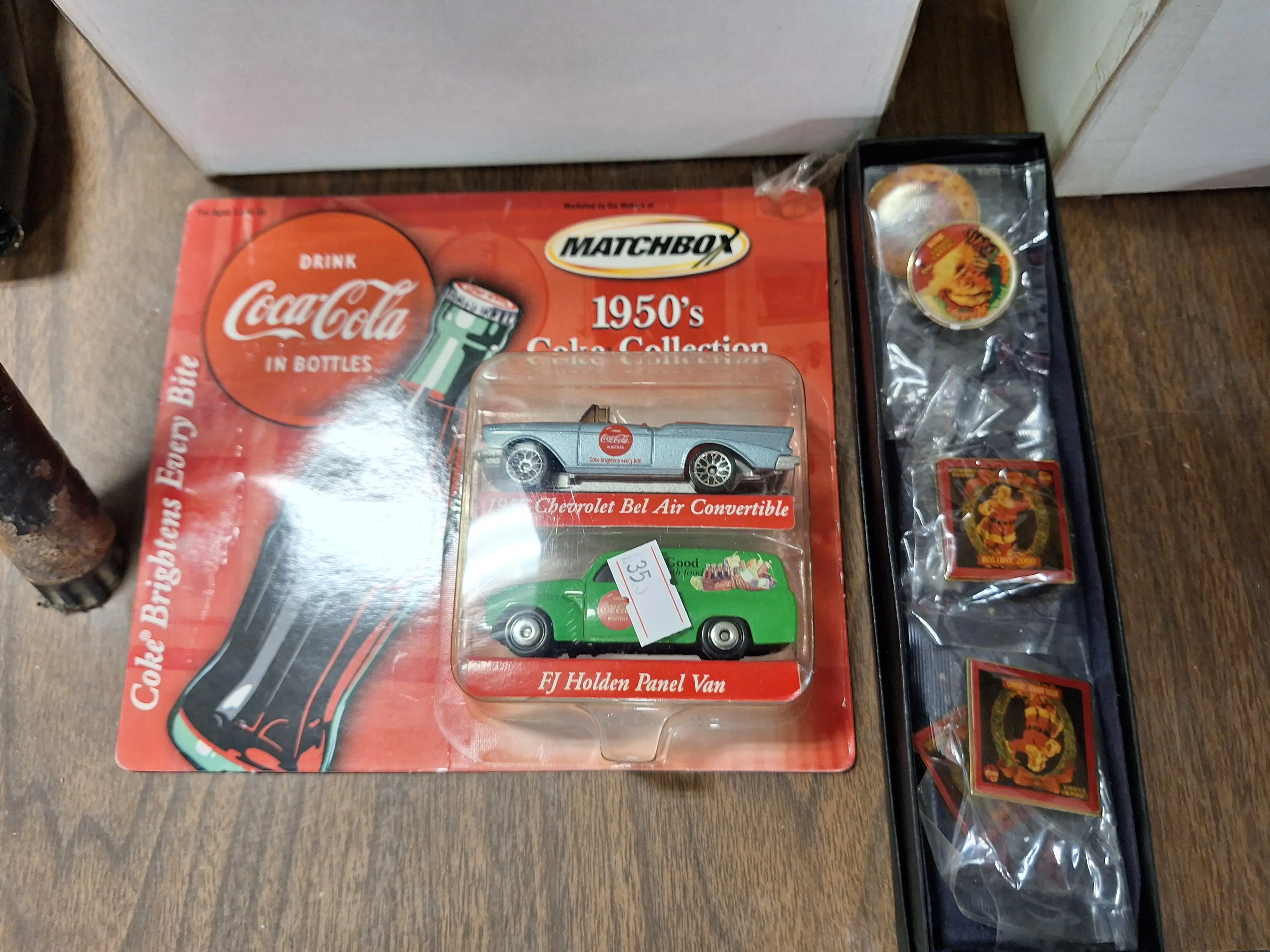Live auction photo