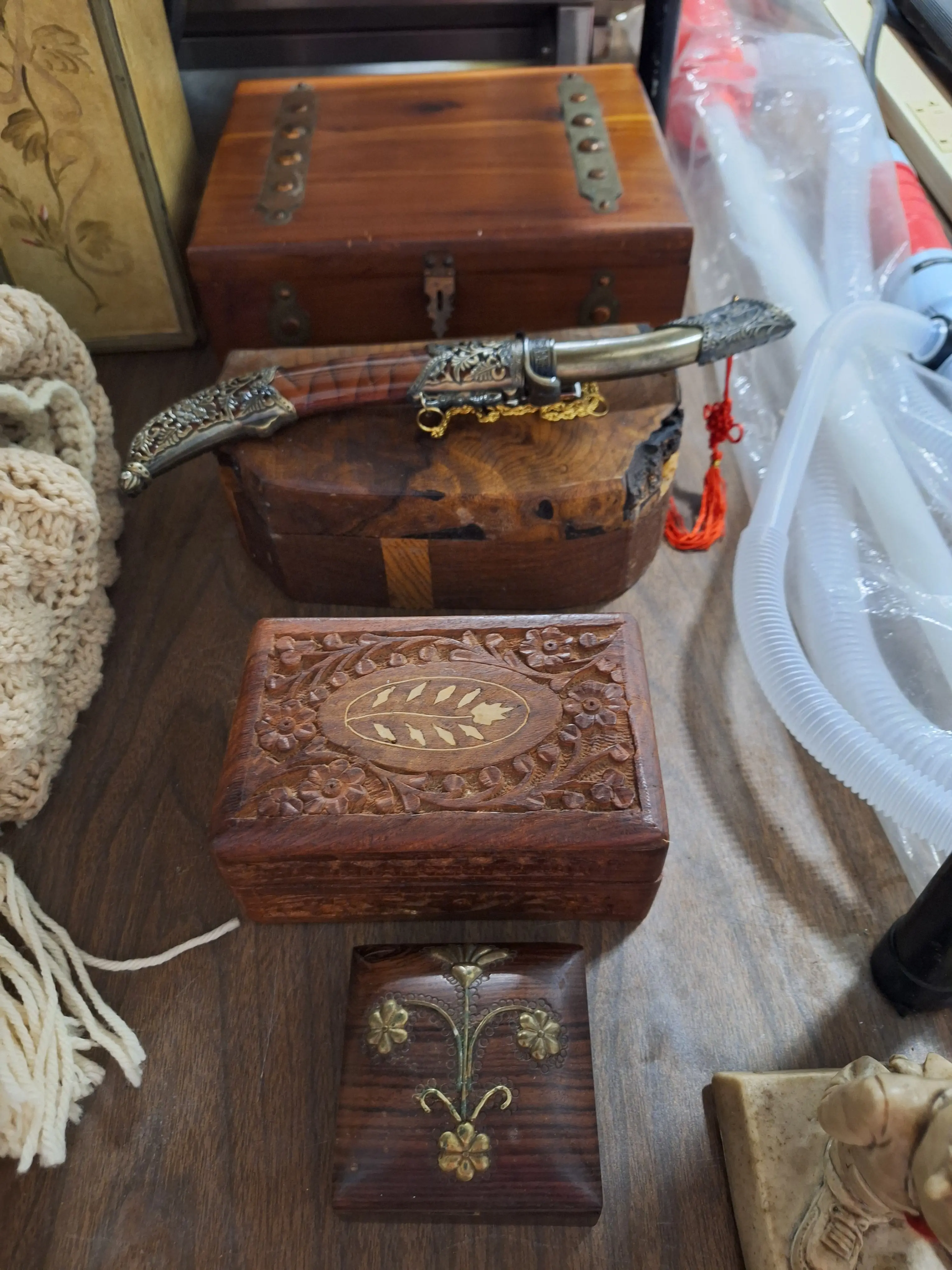 Live auction photo