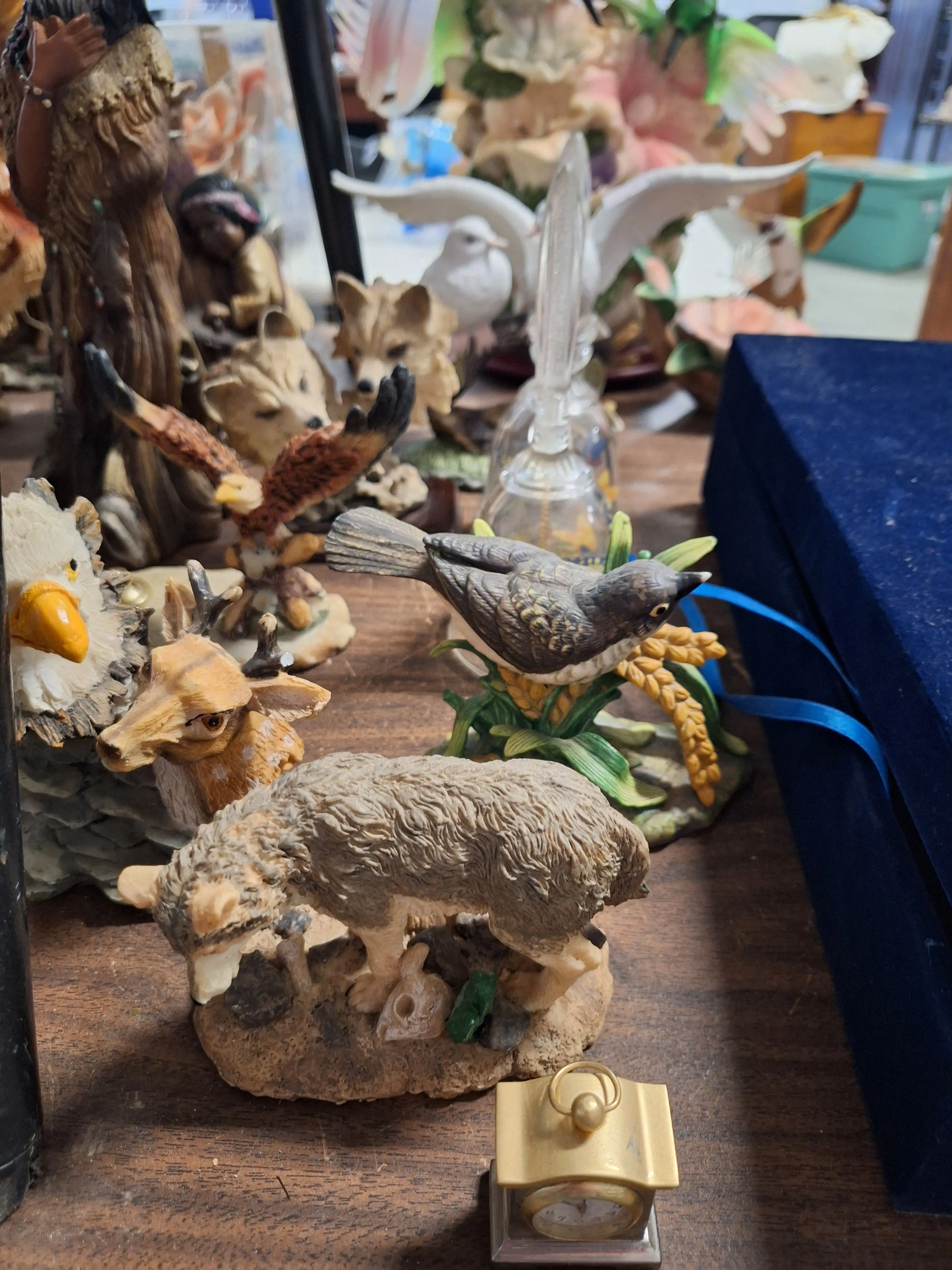 Live auction photo