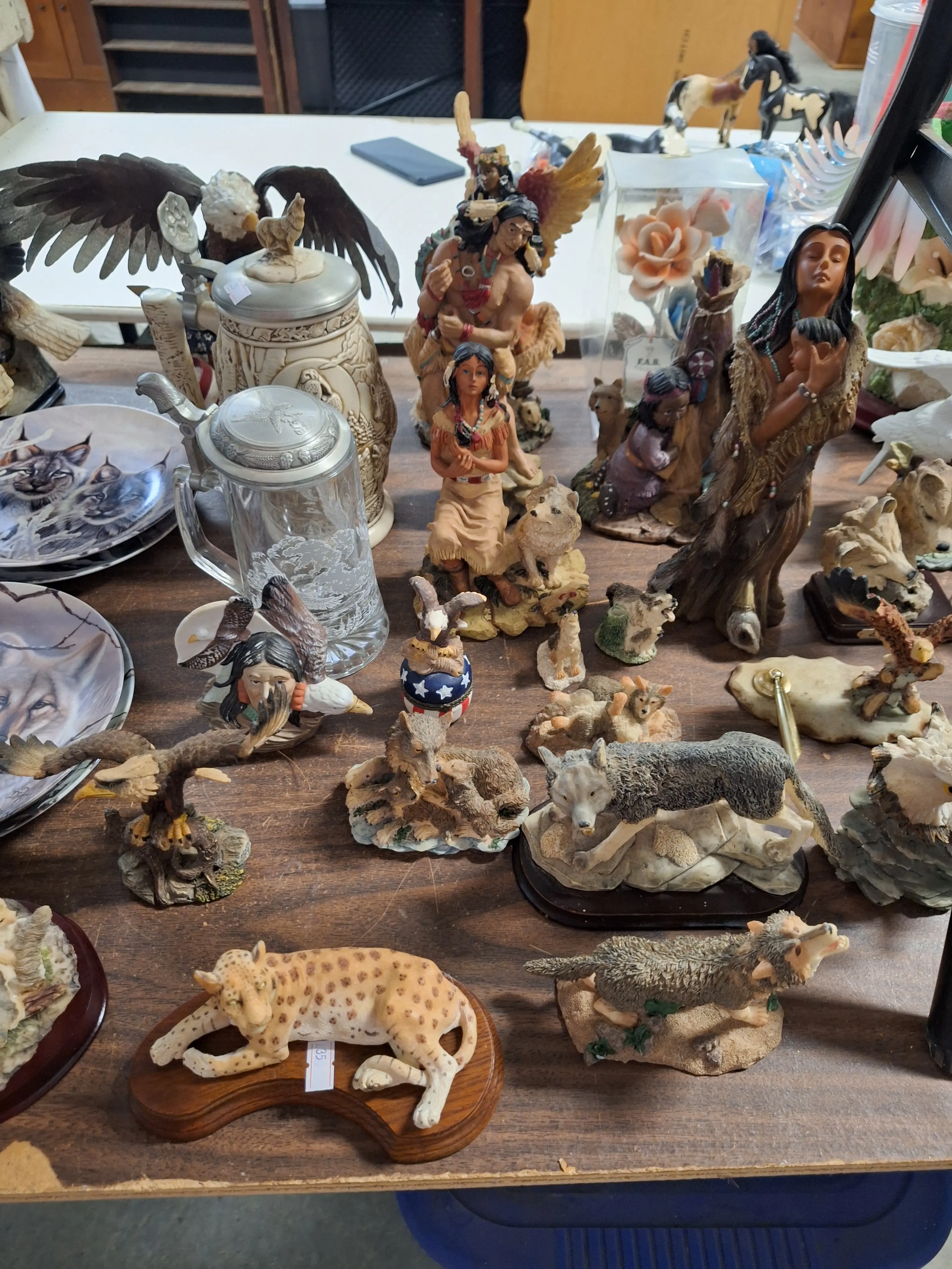 Live auction photo