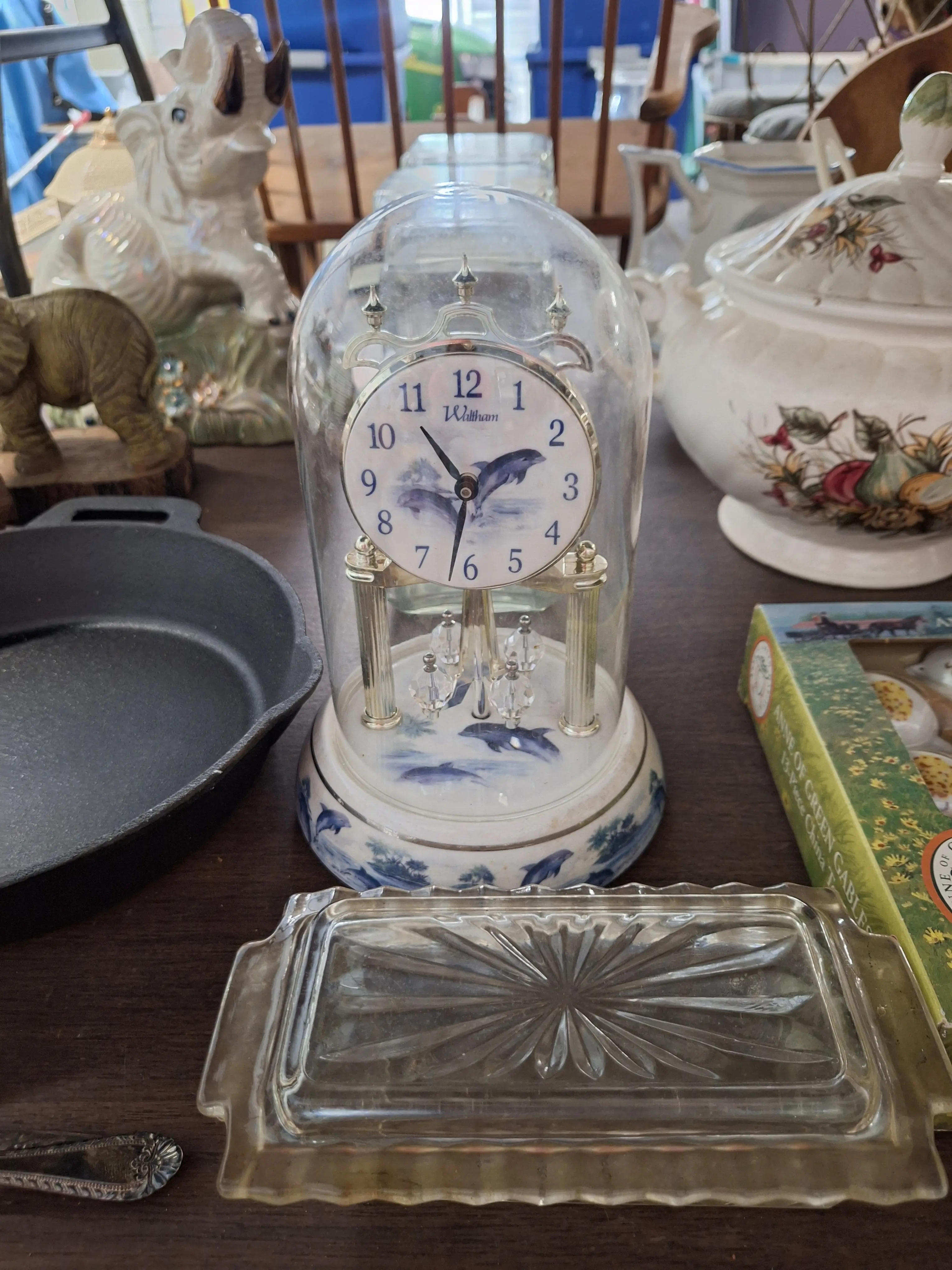 Live auction photo