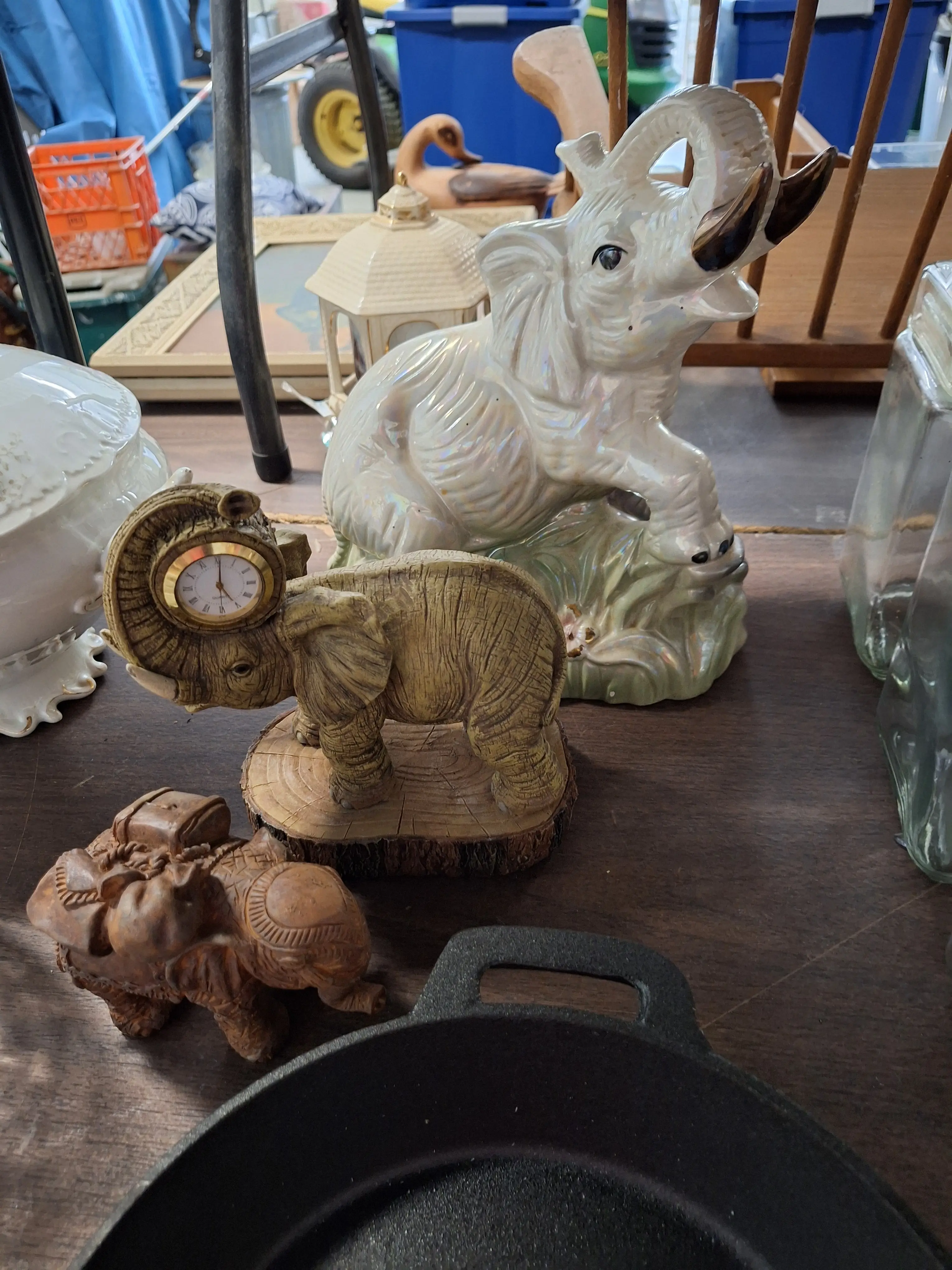 Live auction photo