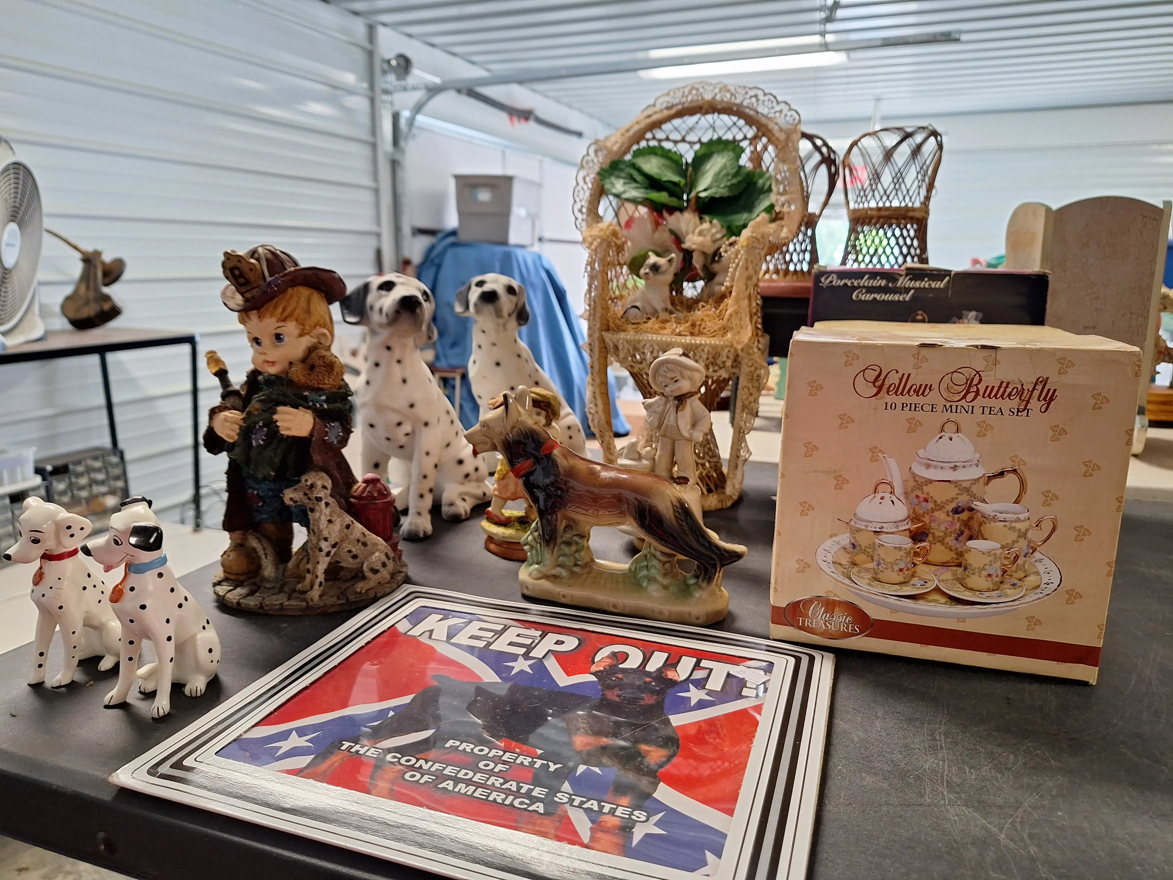 Live auction photo