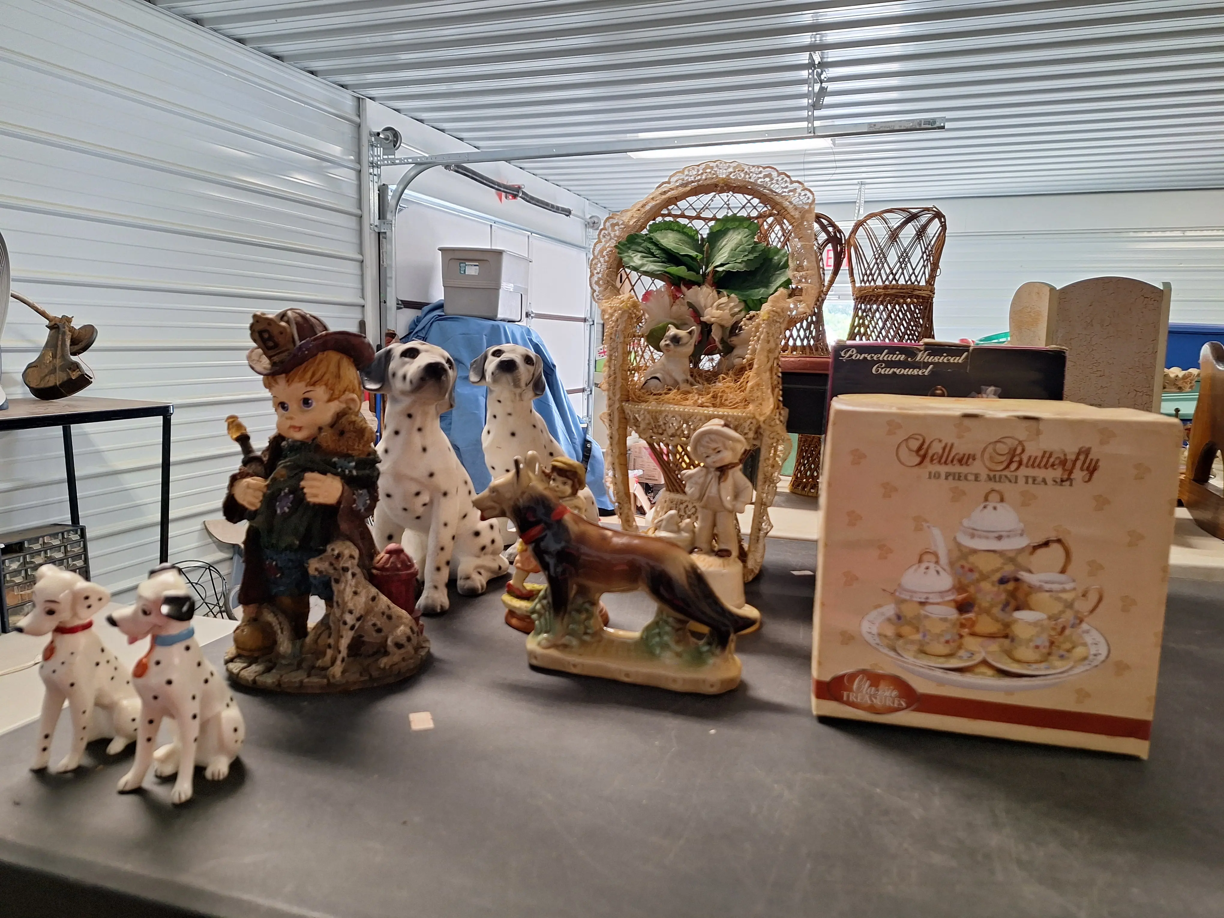 Live auction photo
