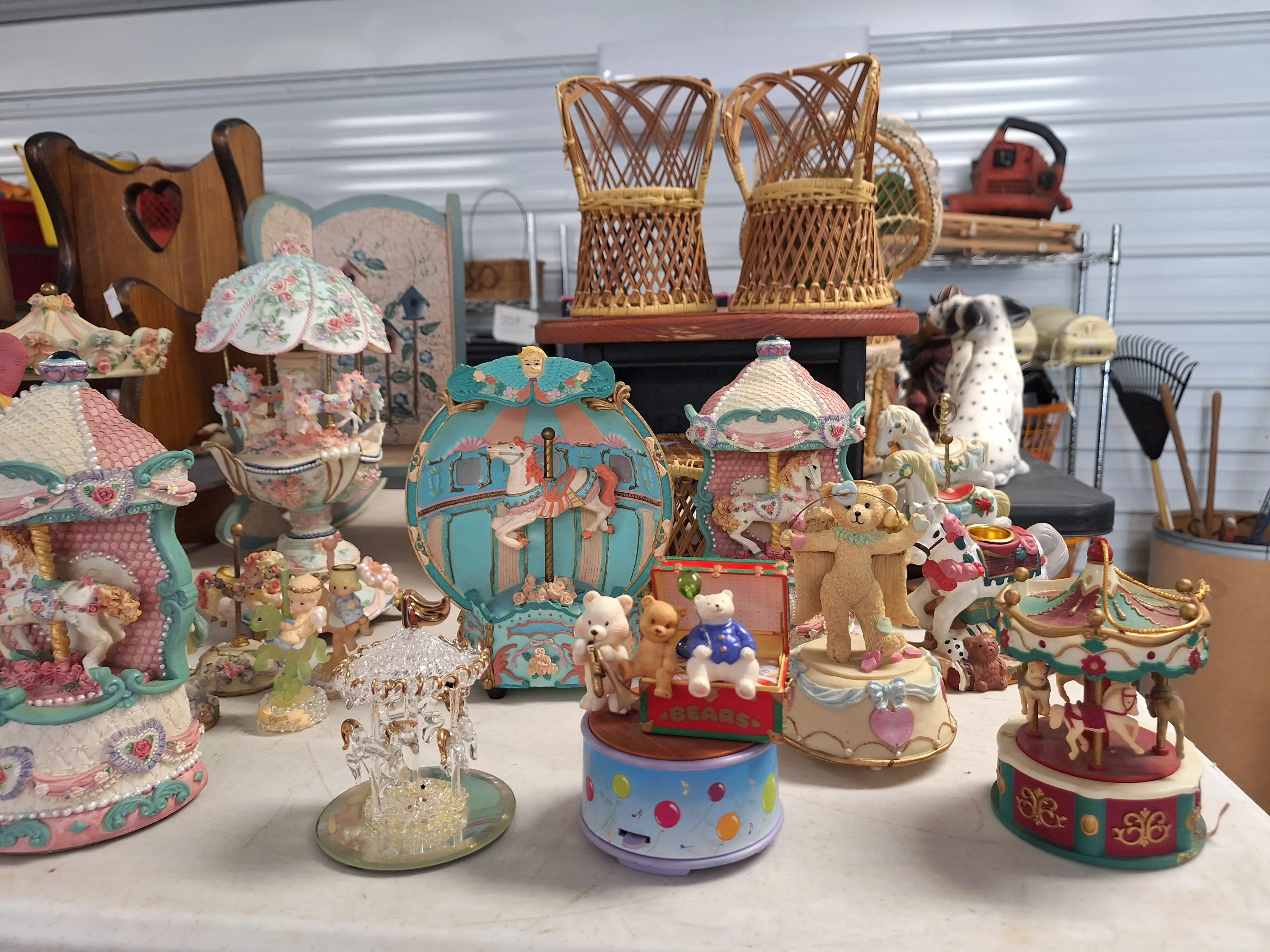 Live auction photo