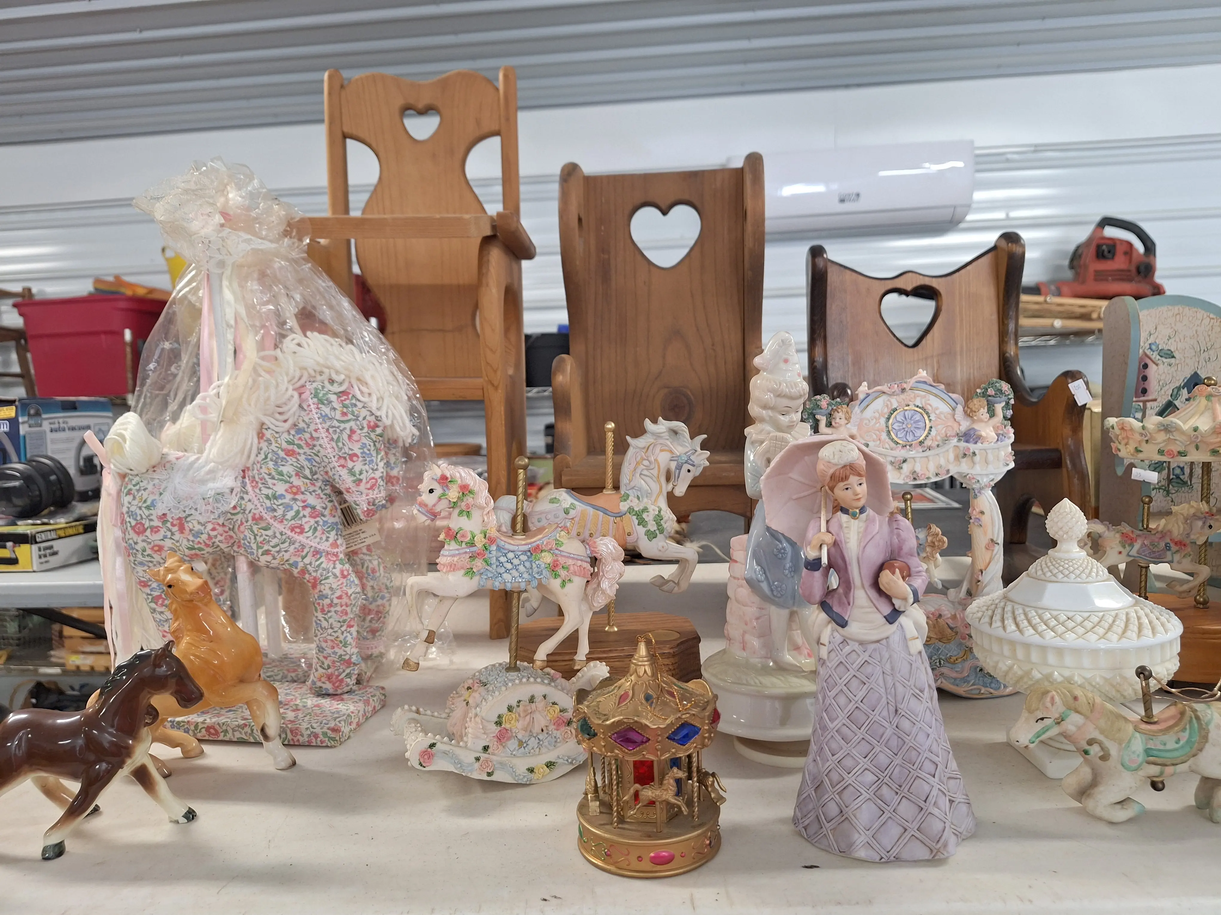 Live auction photo