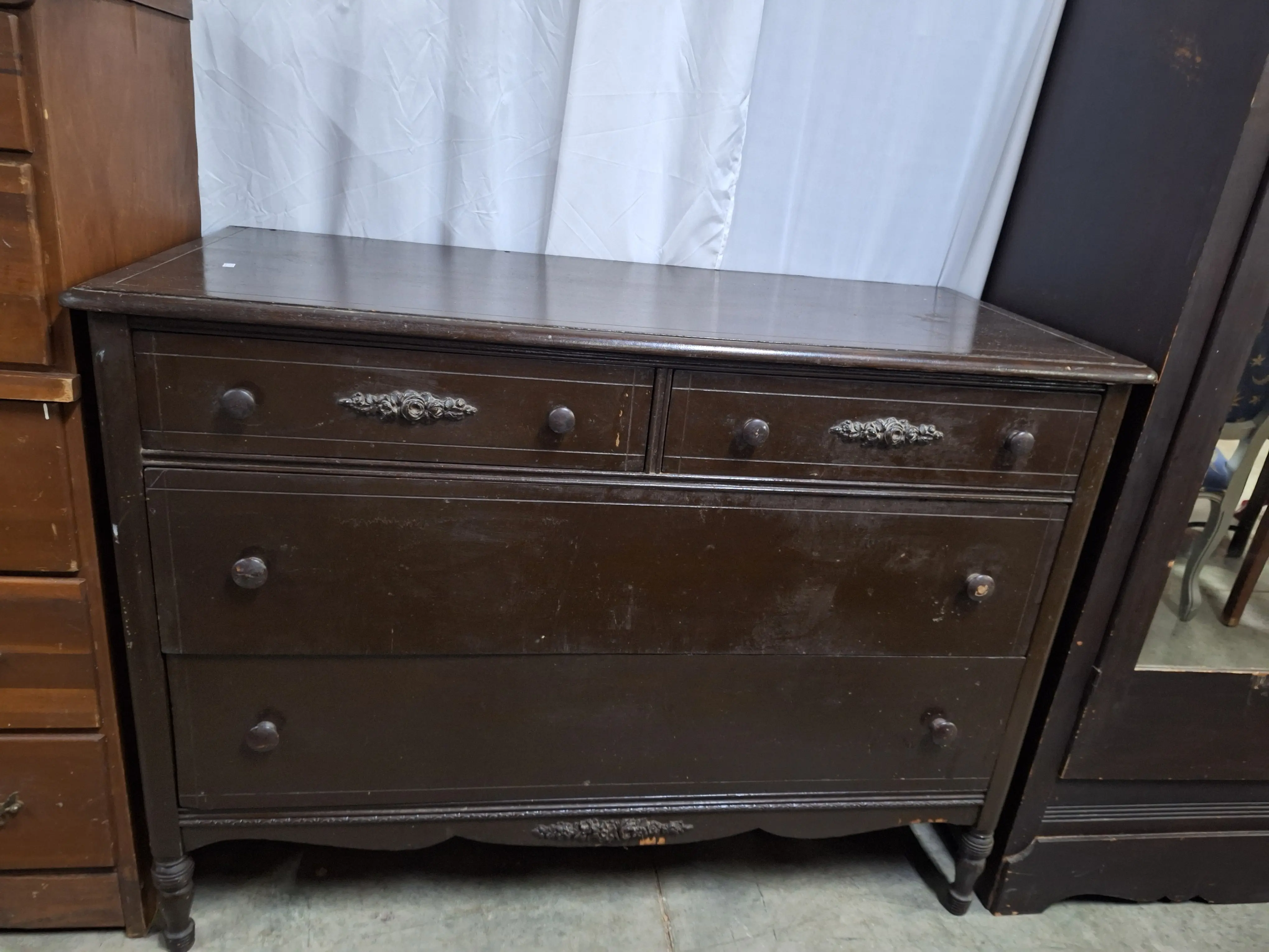 Live auction photo