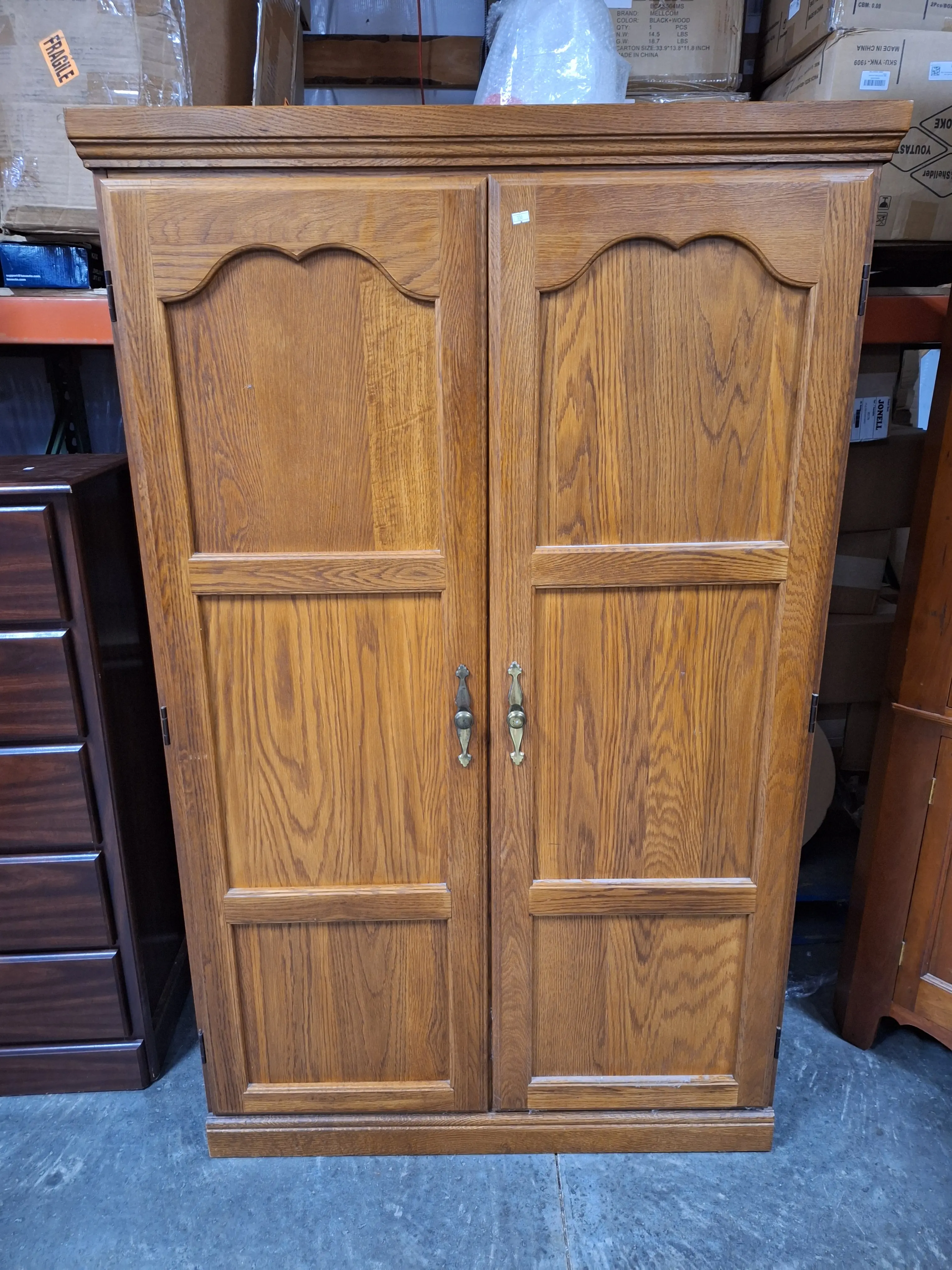 Live auction photo