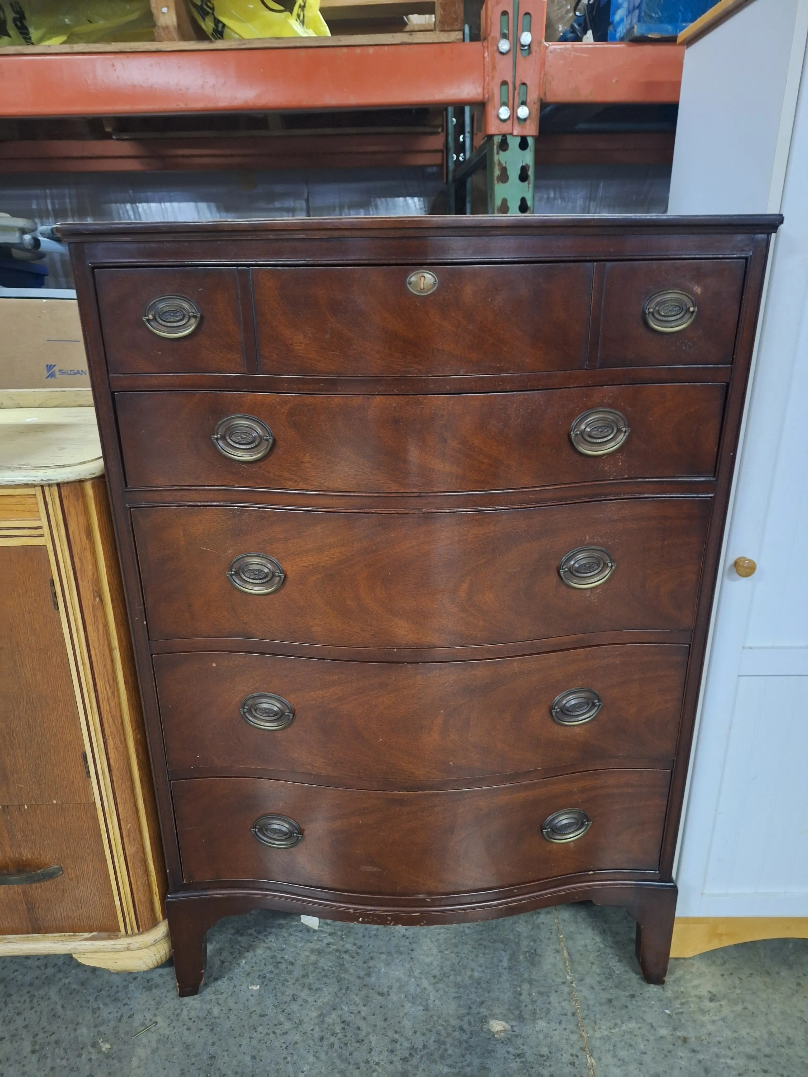Live auction photo