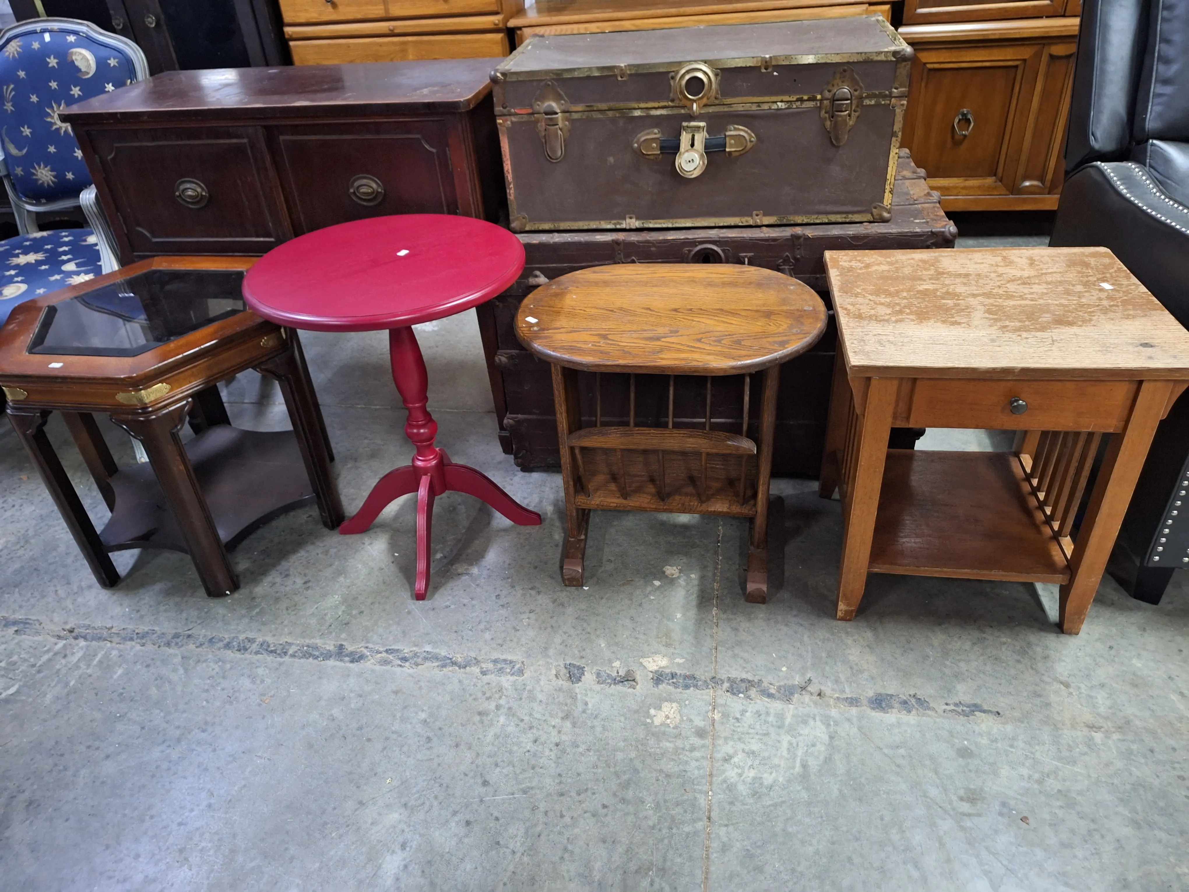 Live auction photo
