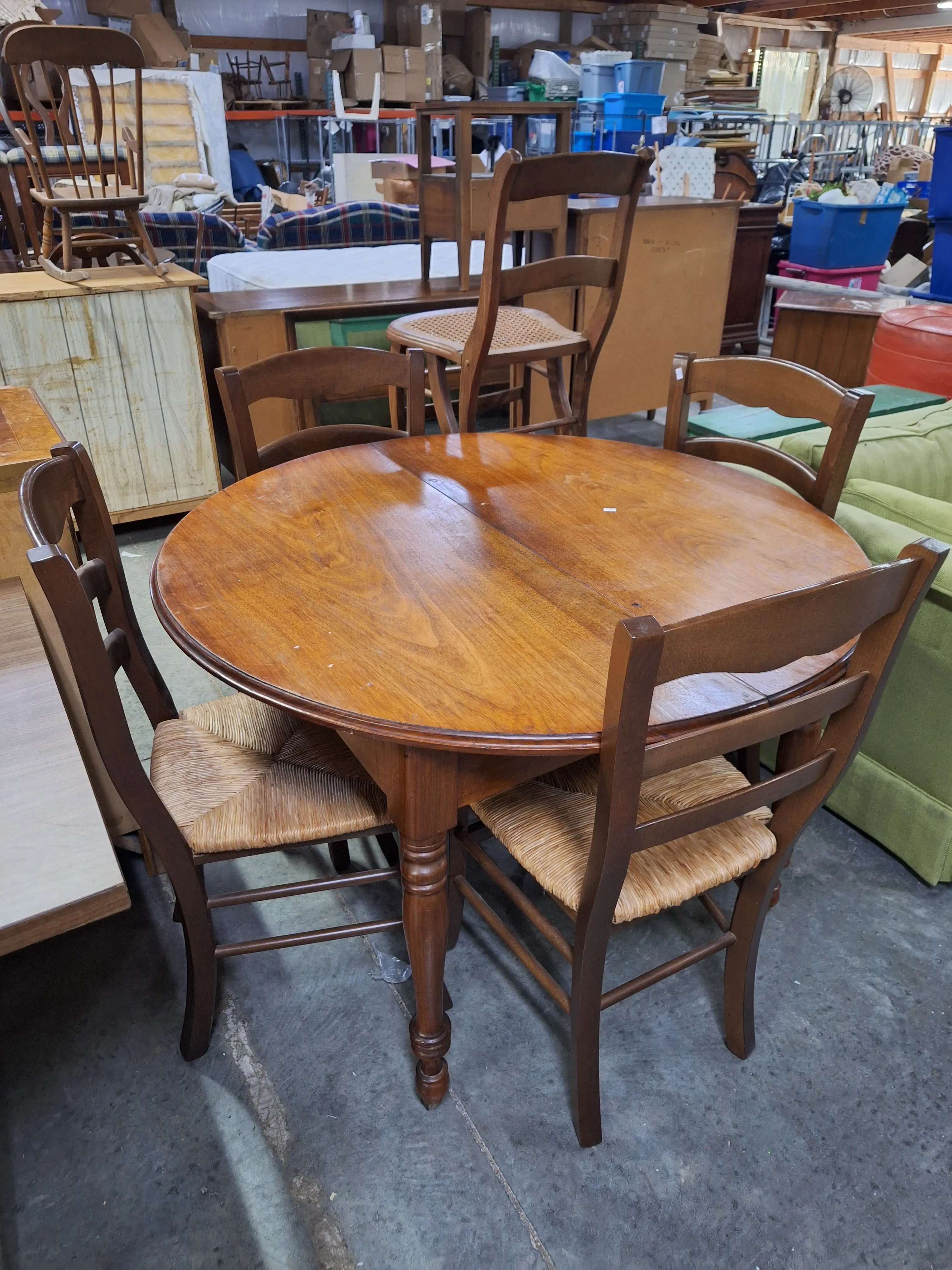 Live auction photo