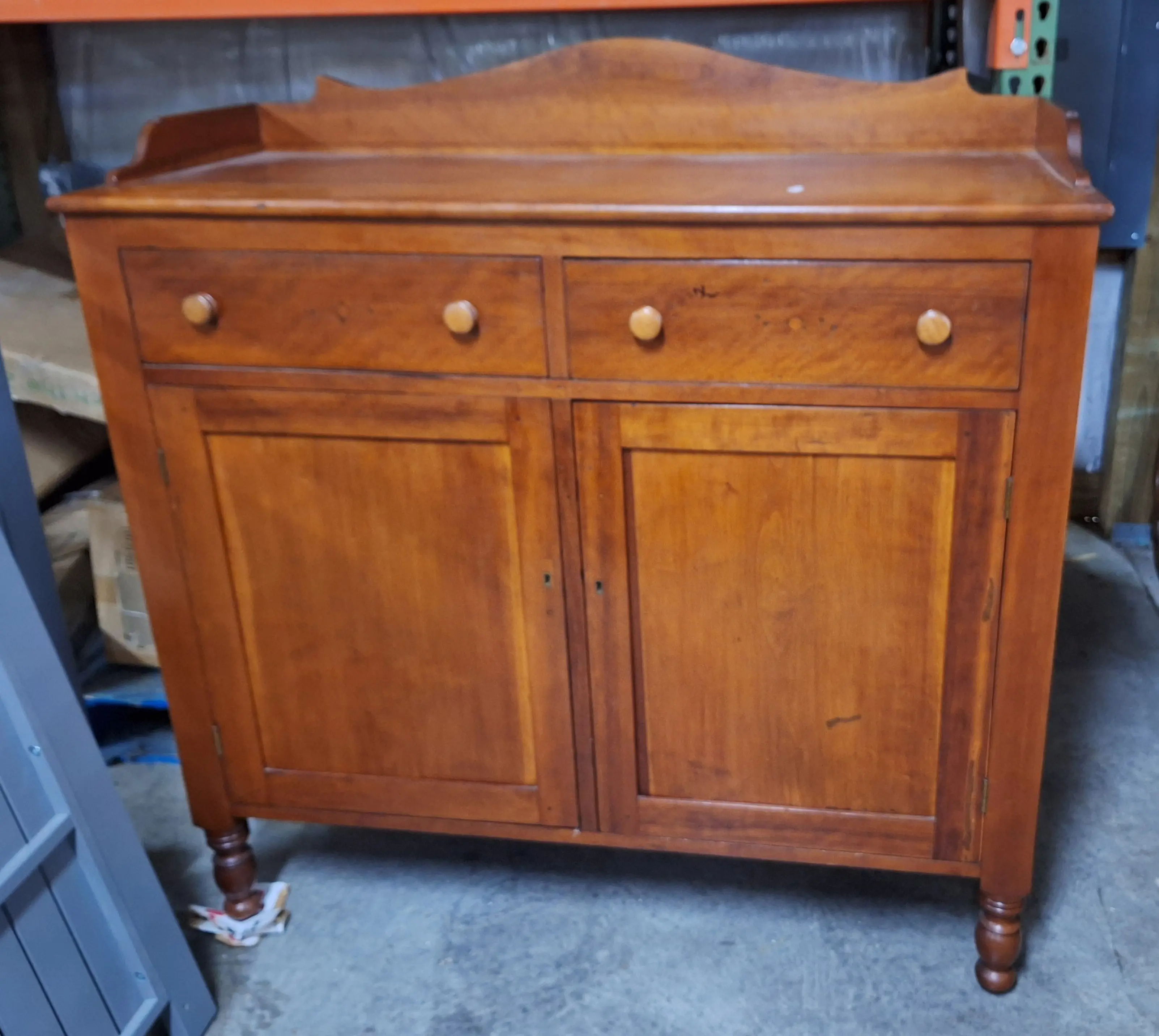 Live auction photo