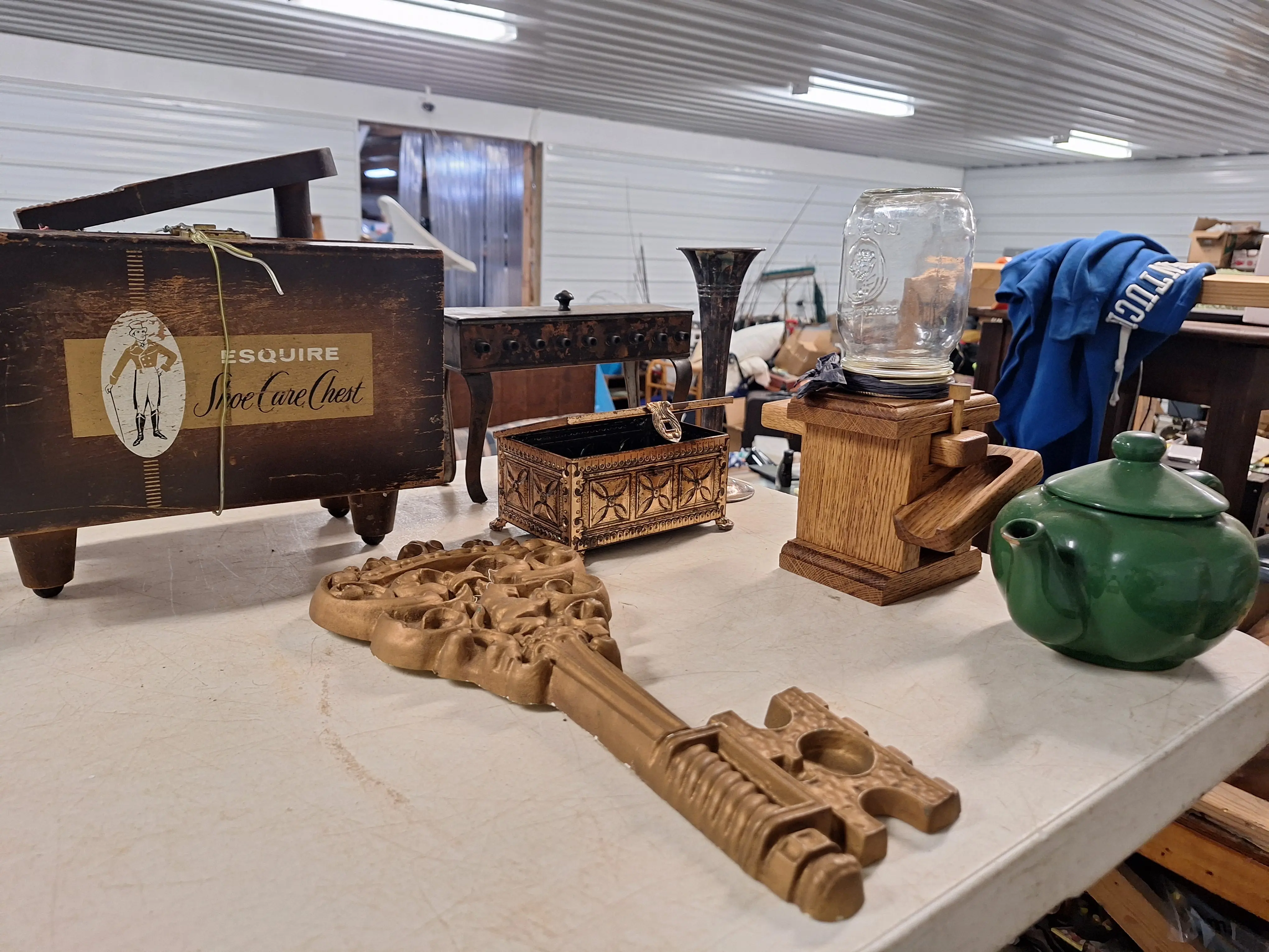 Live auction photo