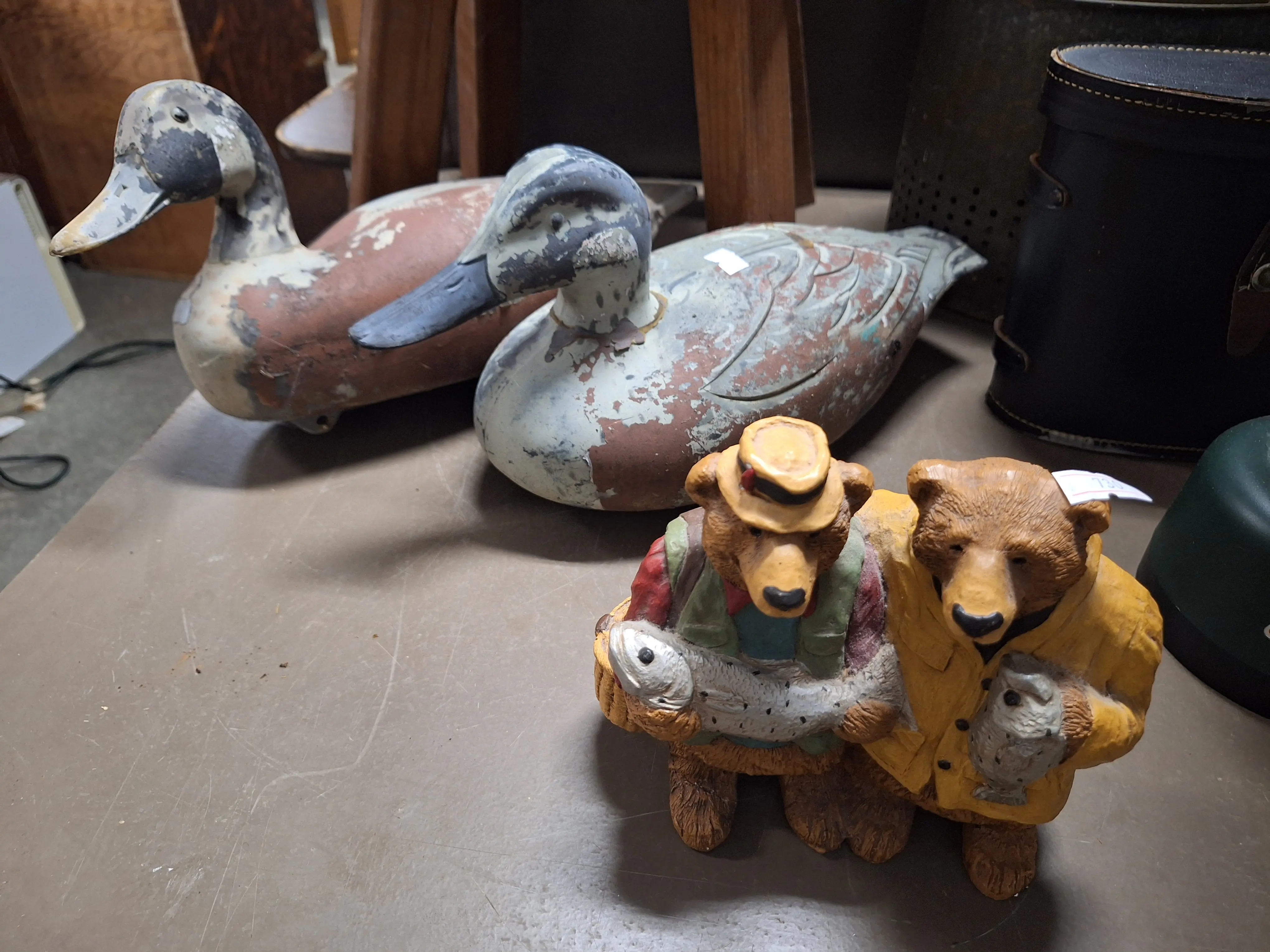 Live auction photo