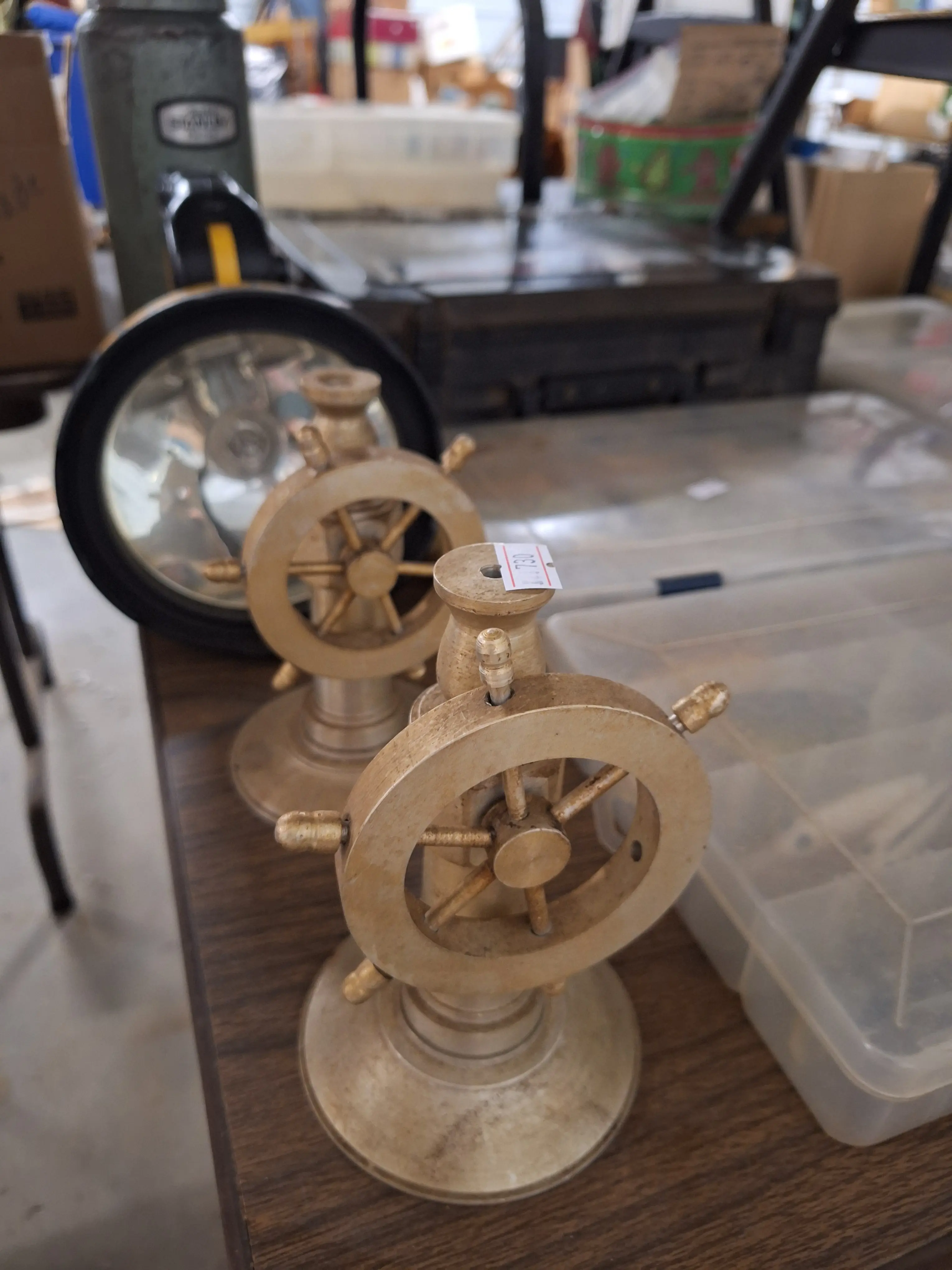 Live auction photo