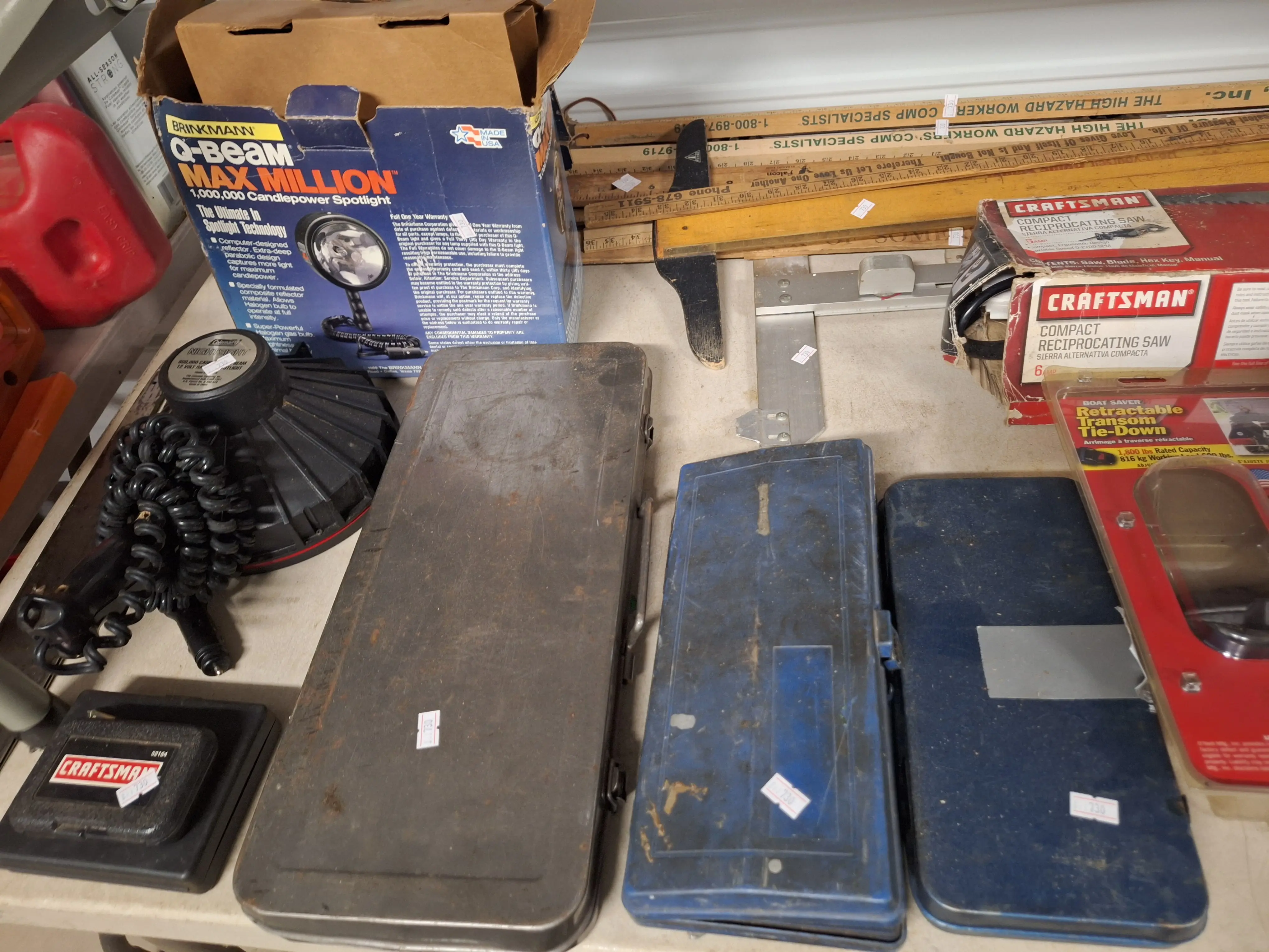 Live auction photo