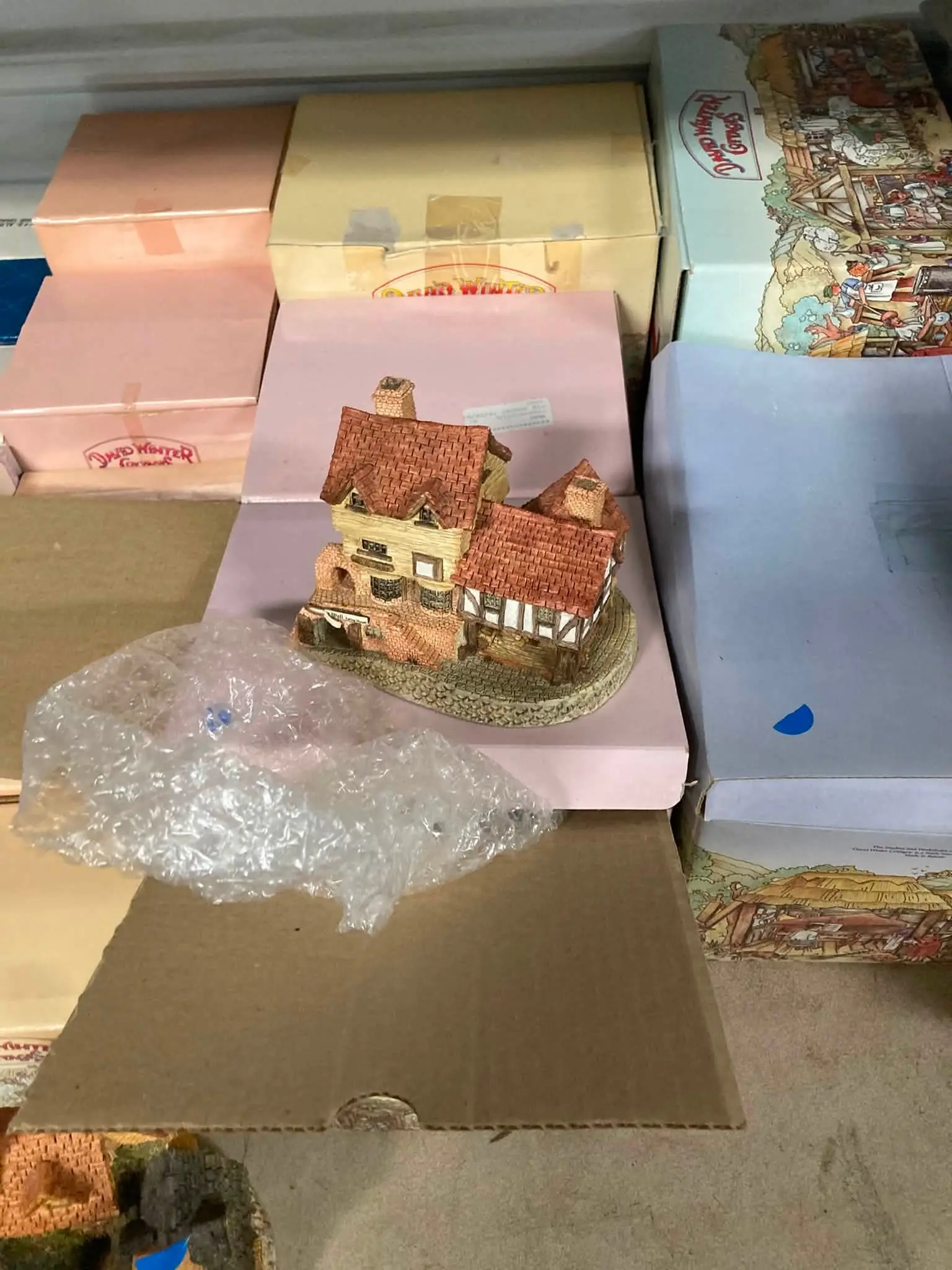 Live auction photo
