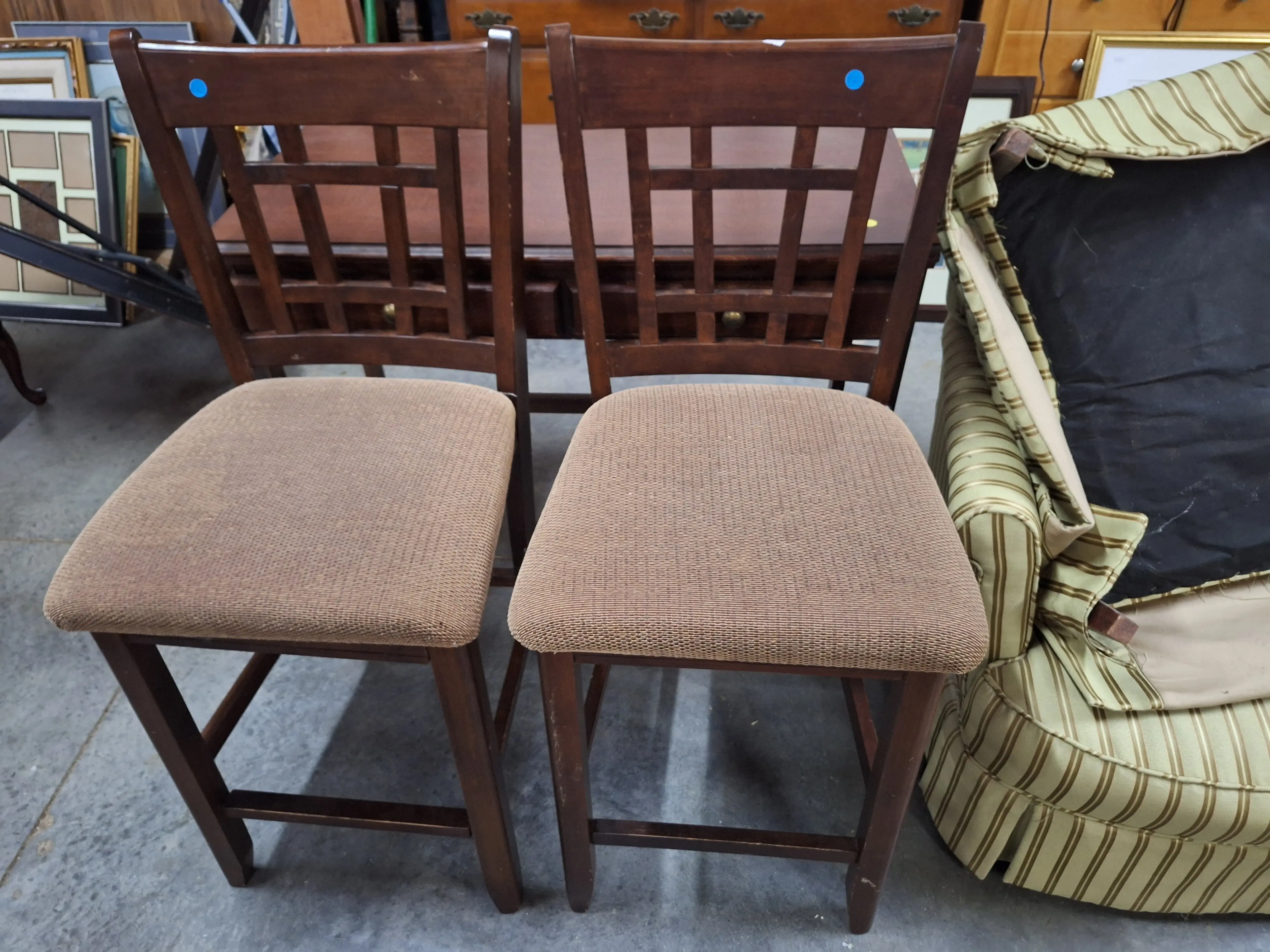 Live auction photo