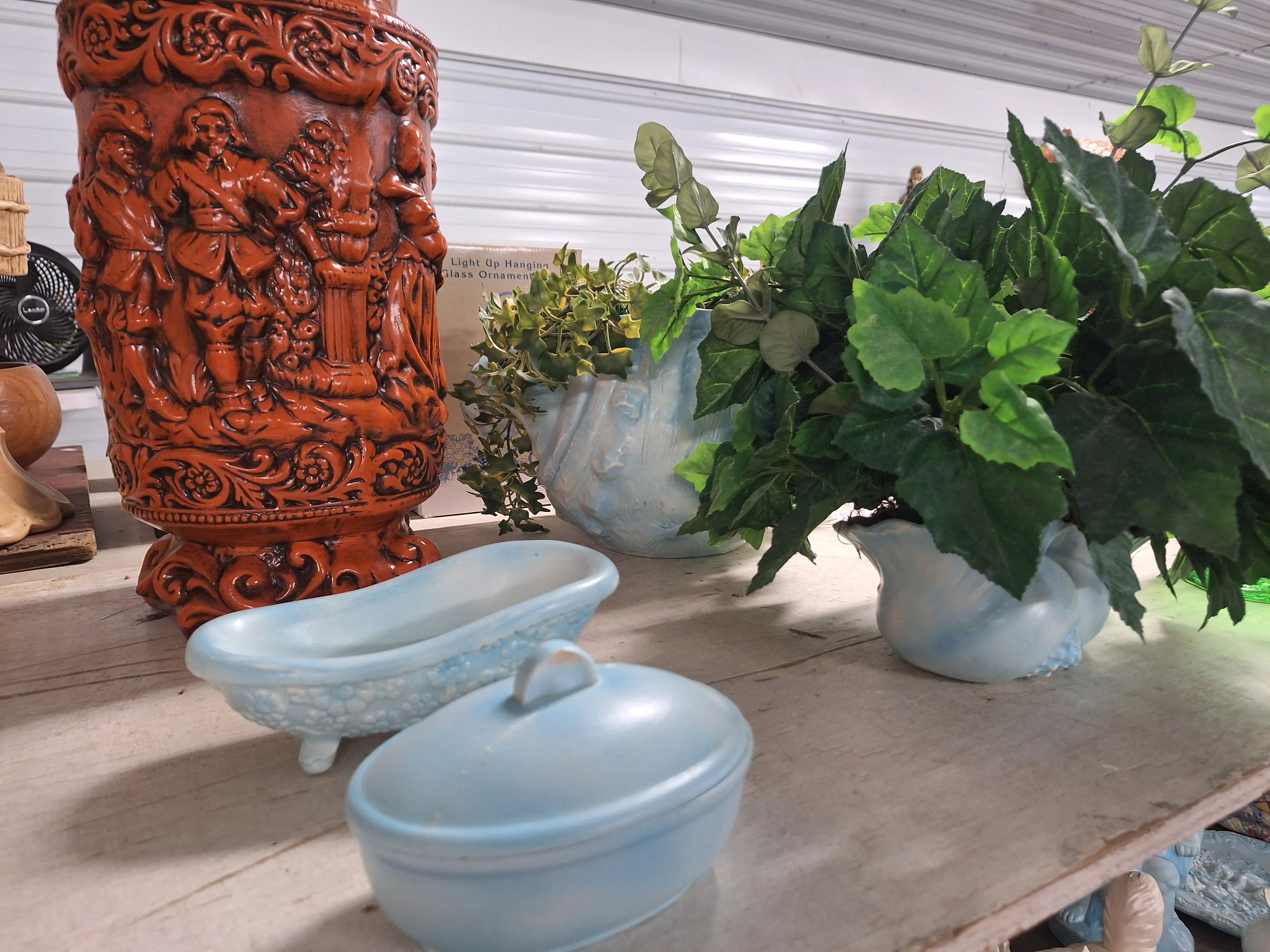 Live auction photo