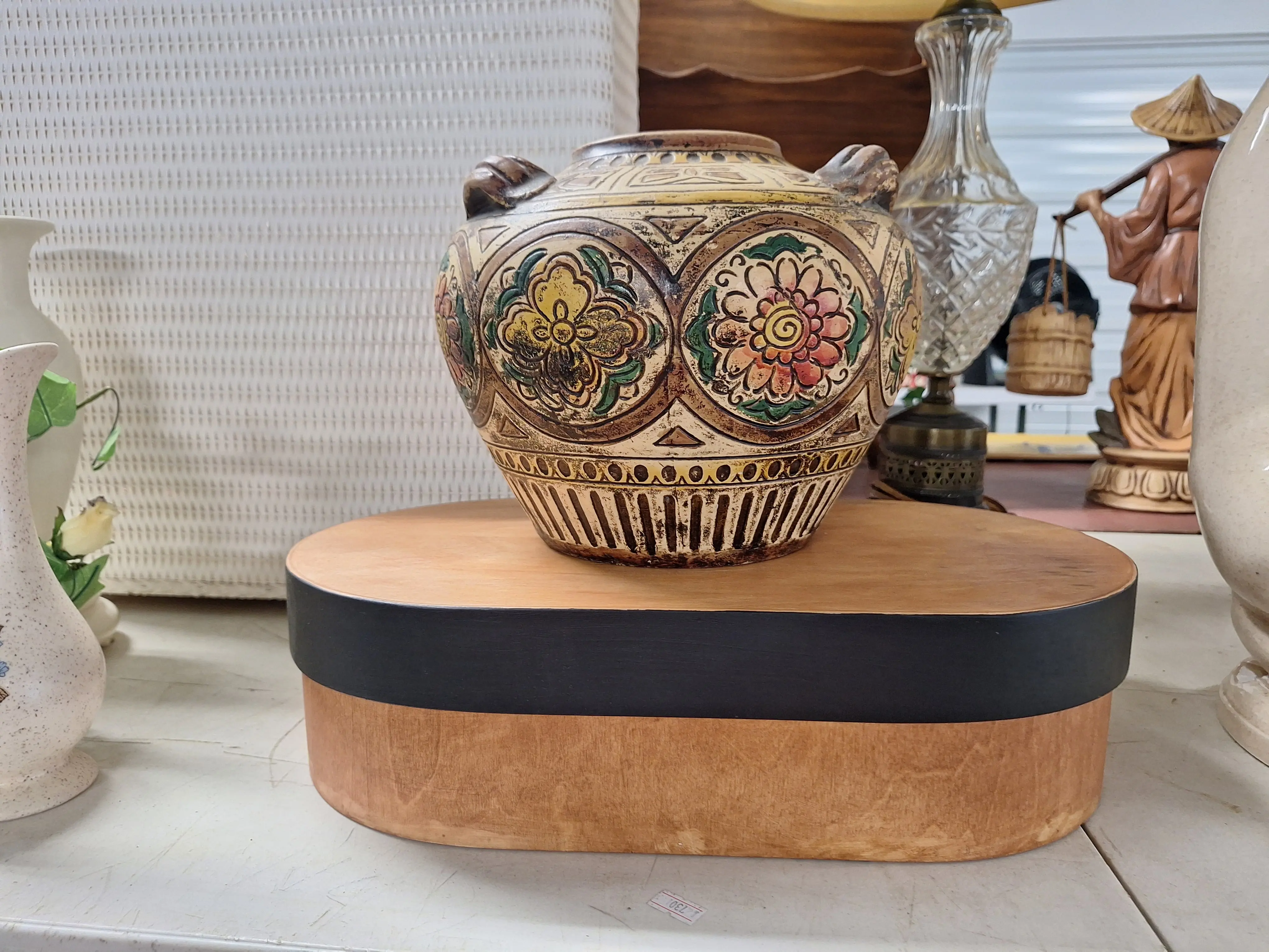 Live auction photo