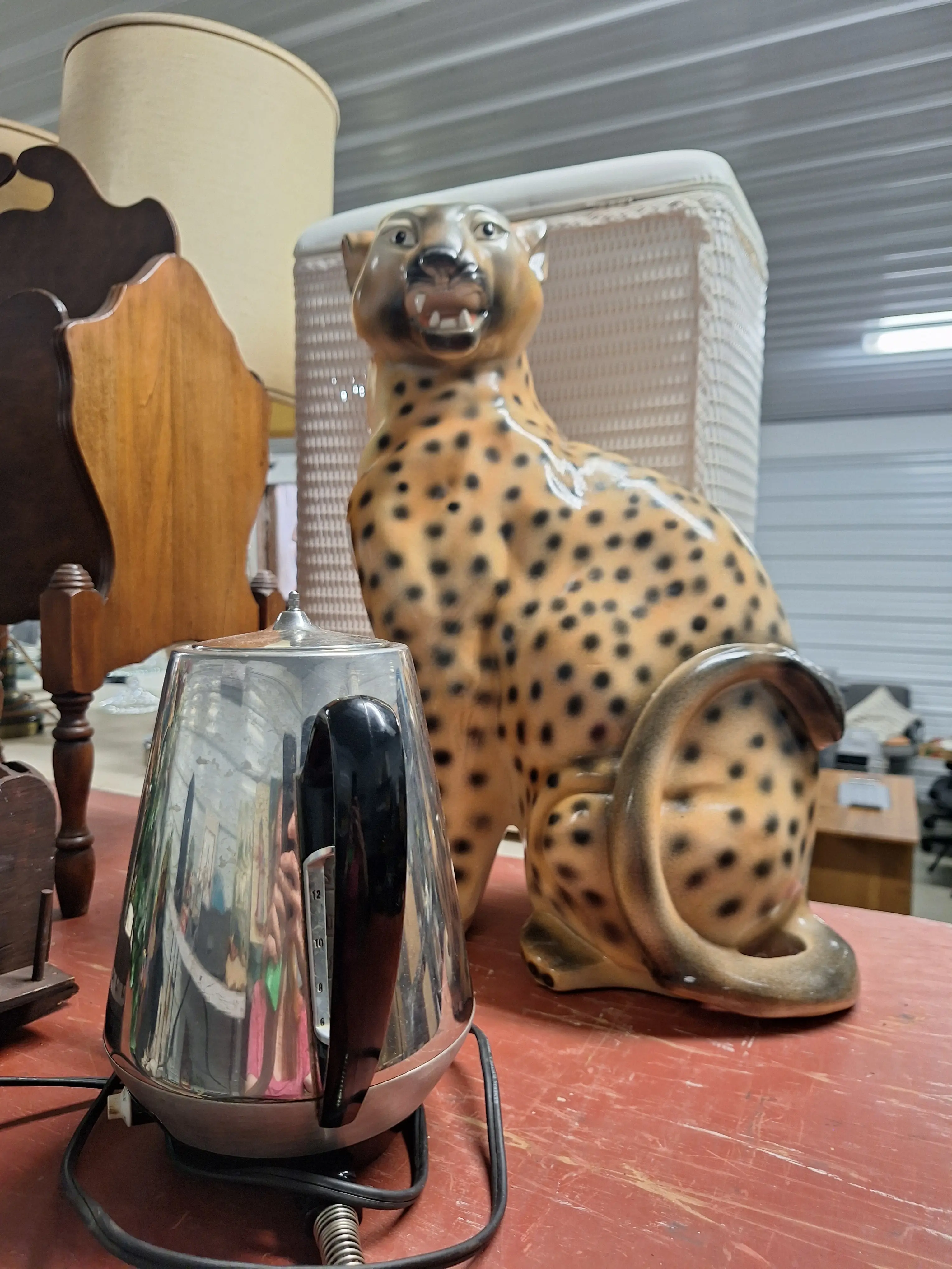 Live auction photo