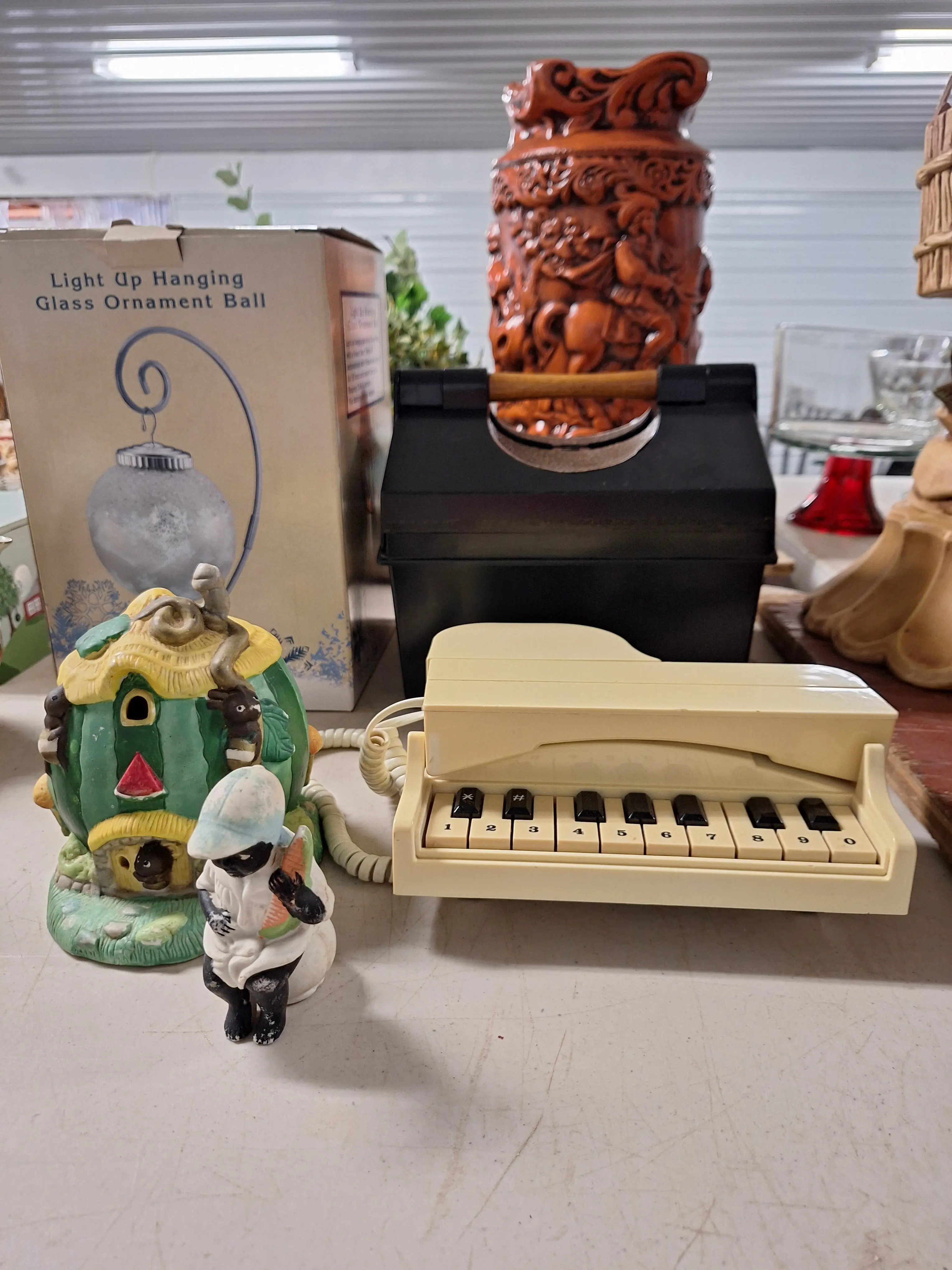 Live auction photo