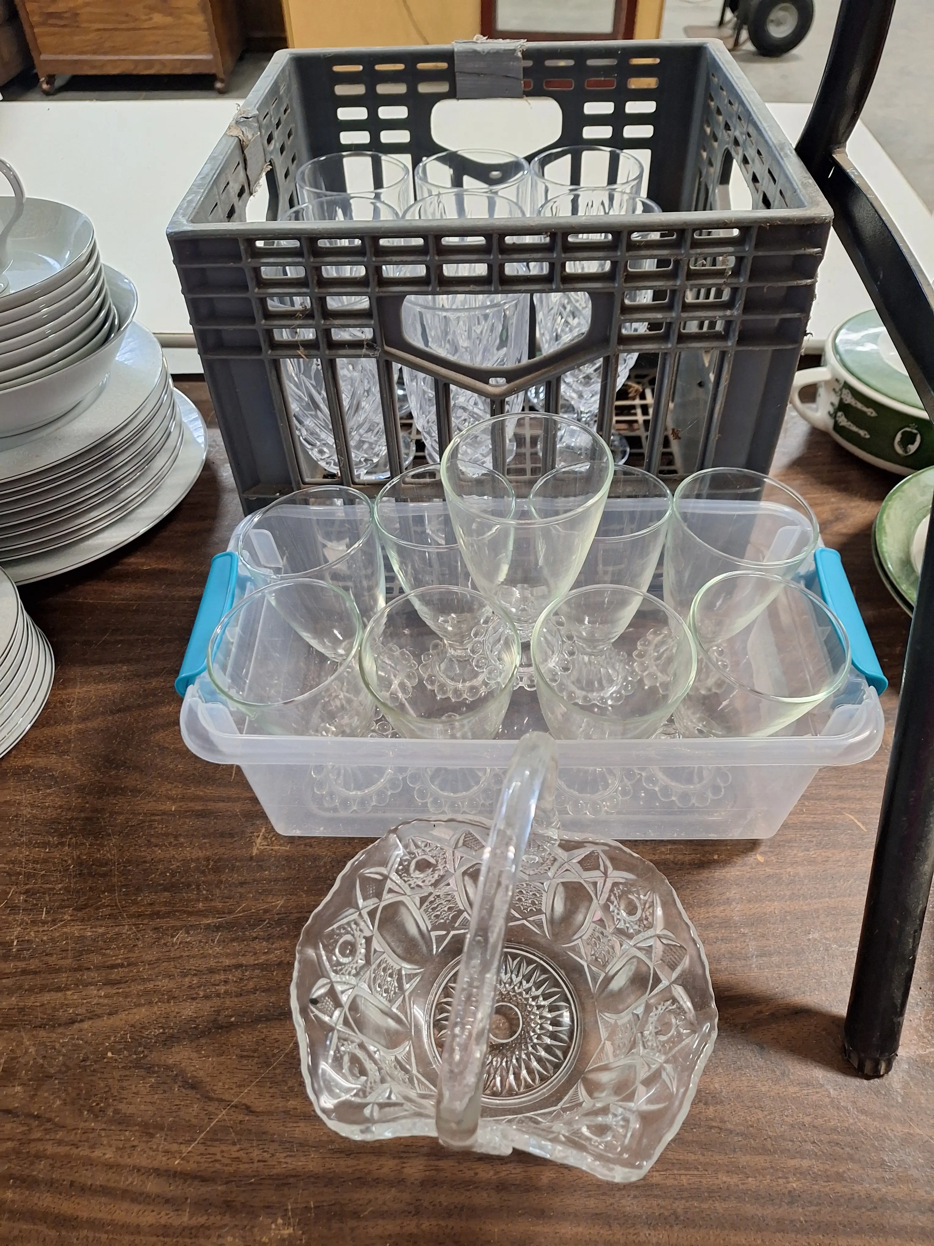 Live auction photo